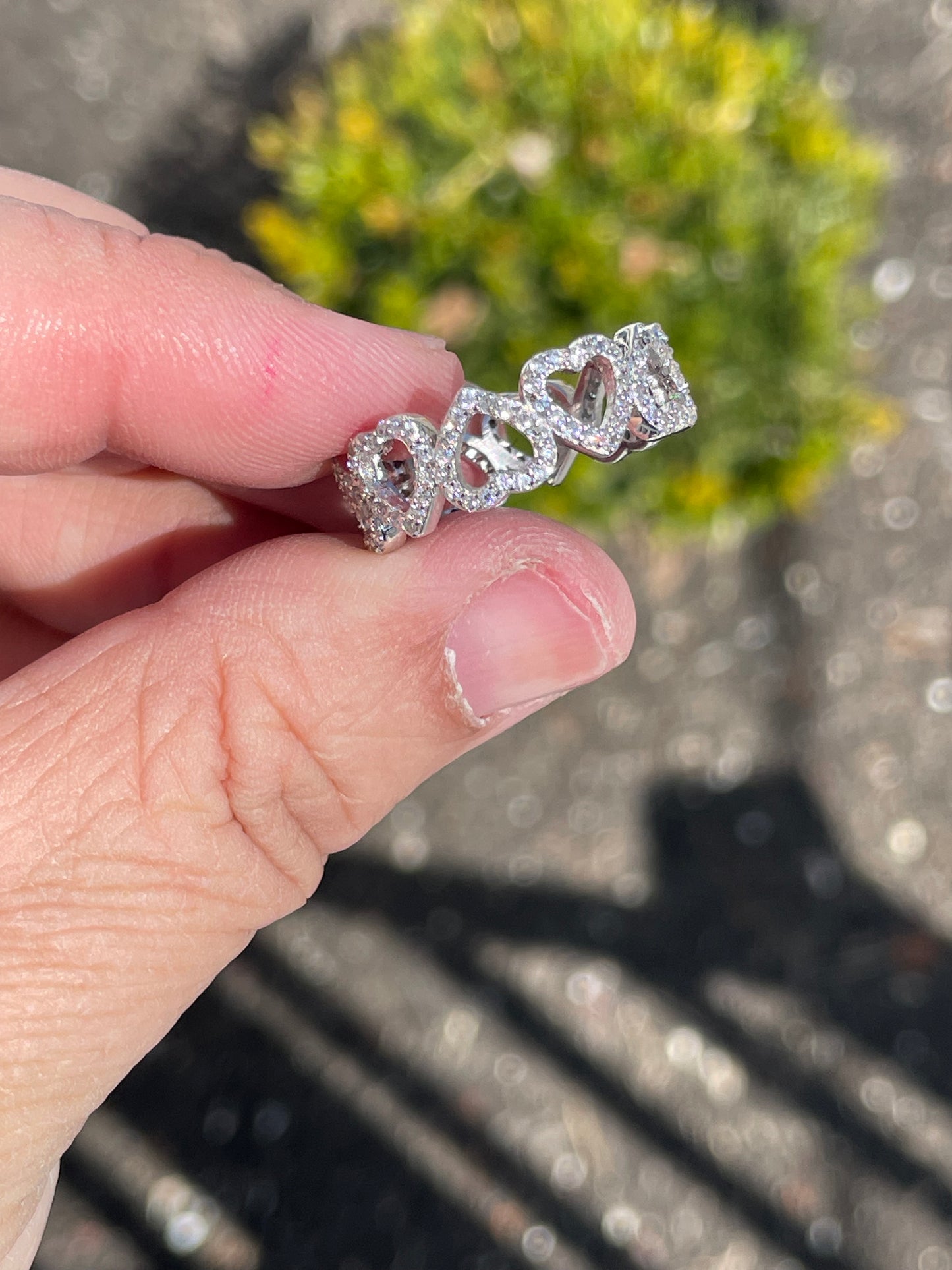 925 Sterling Silver Sparkling Heart Eternity Band Ring Size 9