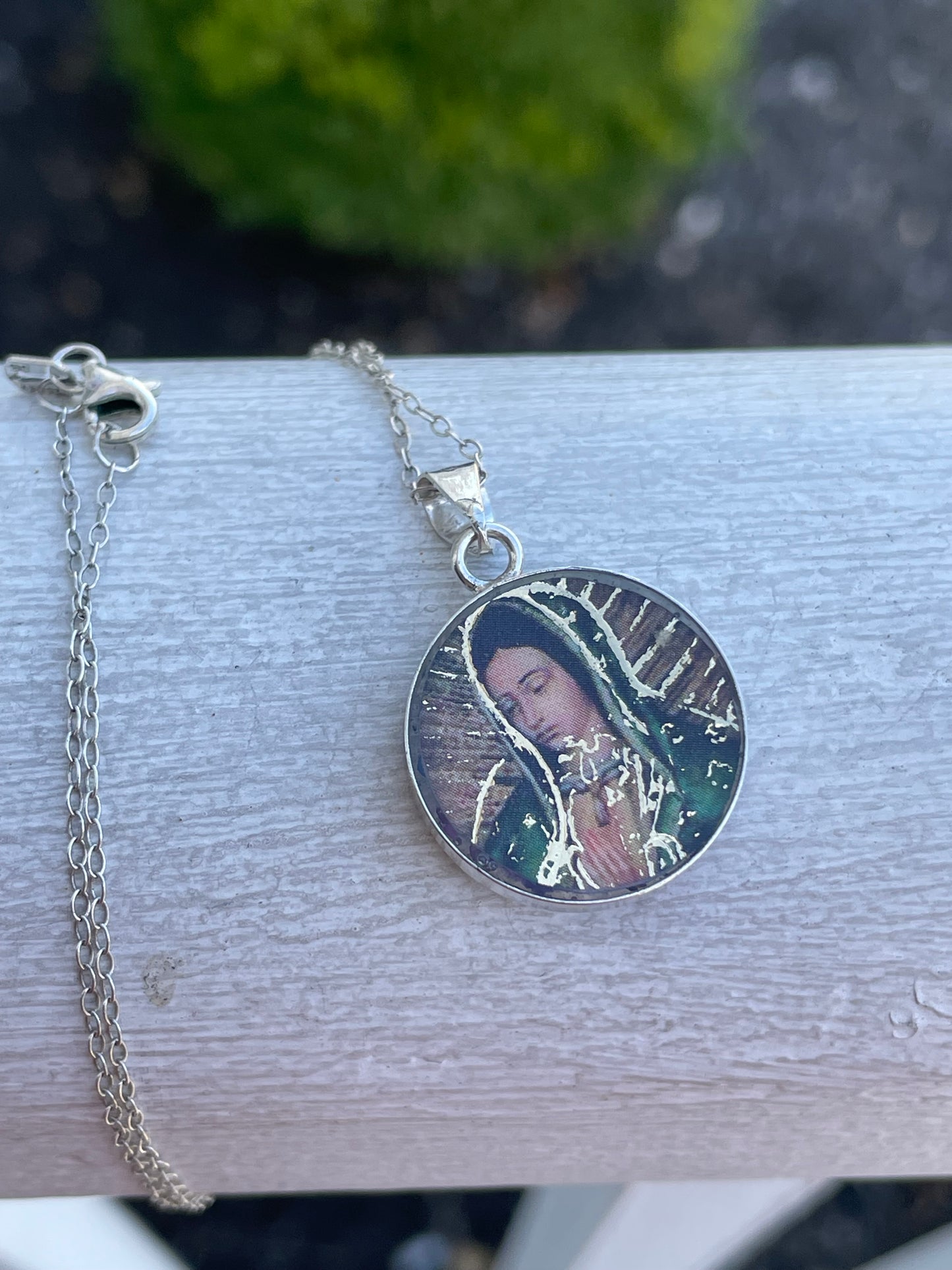 925 Sterling Silver Virgin Mary Encapsulated Necklace