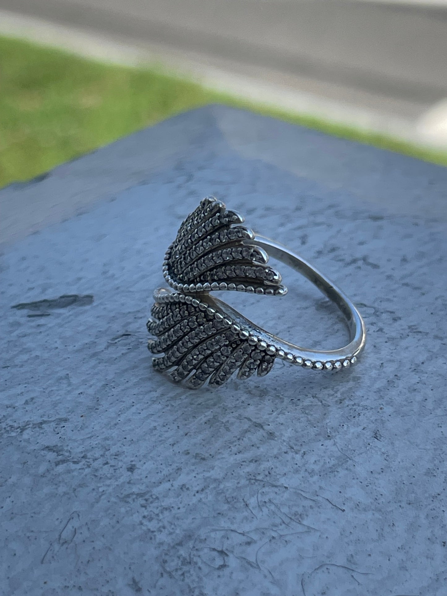 Retired Pandora Majestic Feathers Ring Size 9