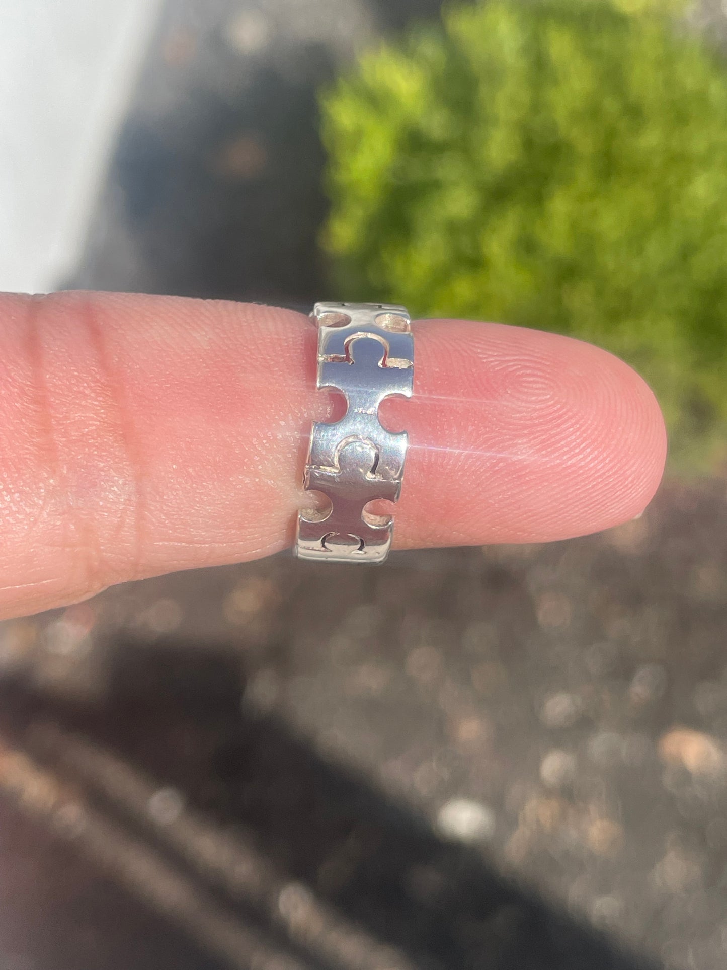 925 Sterling Silver Interlocking Puzzle Pieces Band Ring Size 6