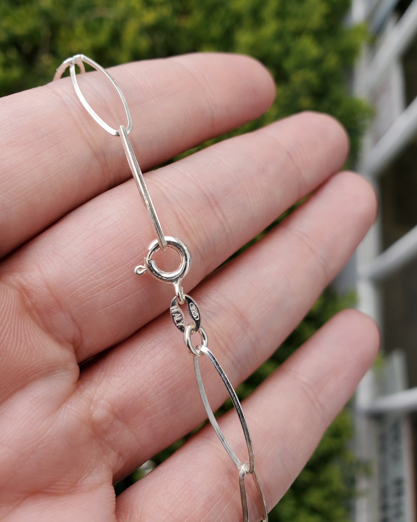 925 Sterling Silver Lightweight 18" Oblong Paperclip Design Necklace