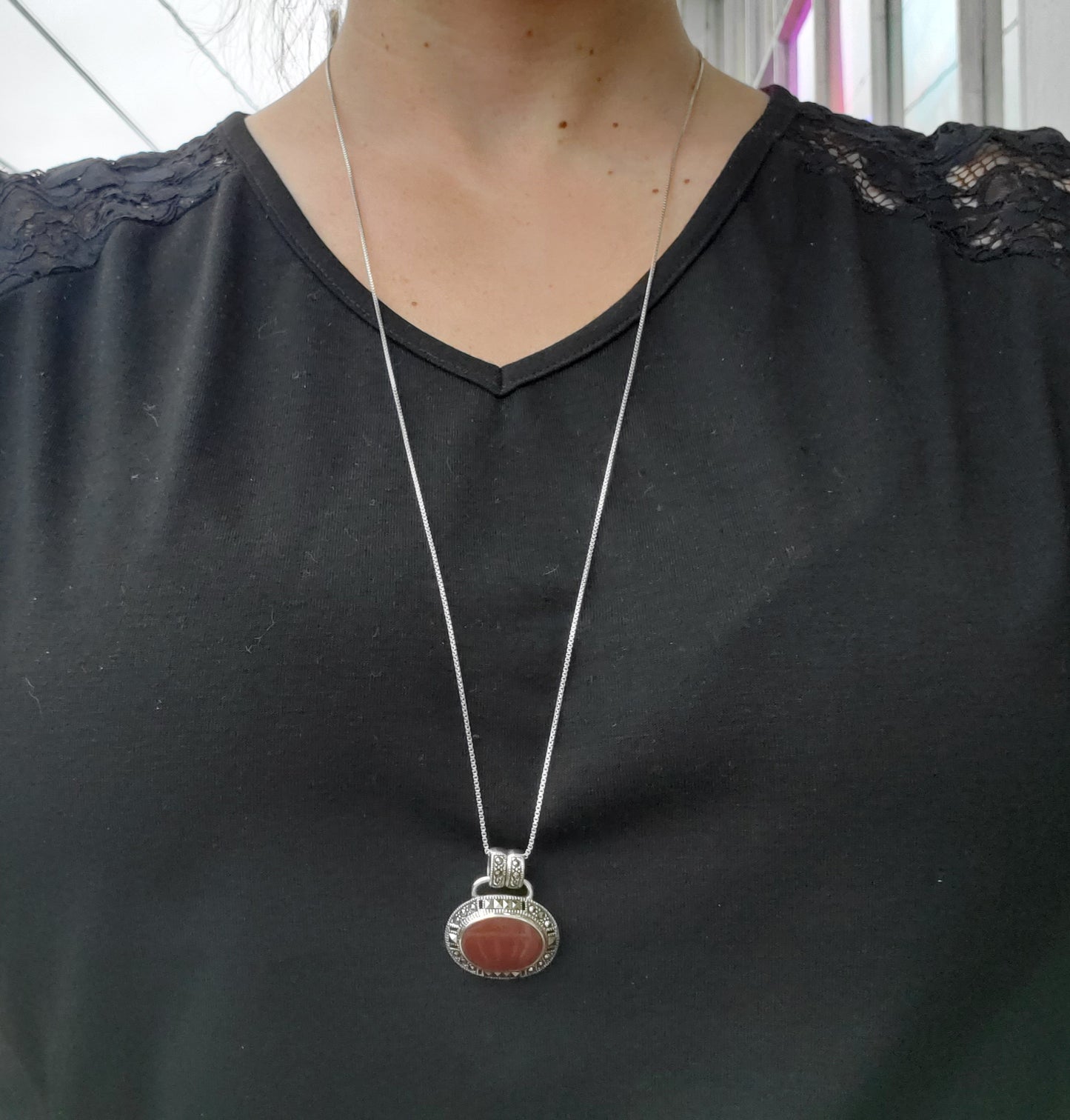 925 Sterling Silver Oval Carnelian & Marcasite Design Necklace
