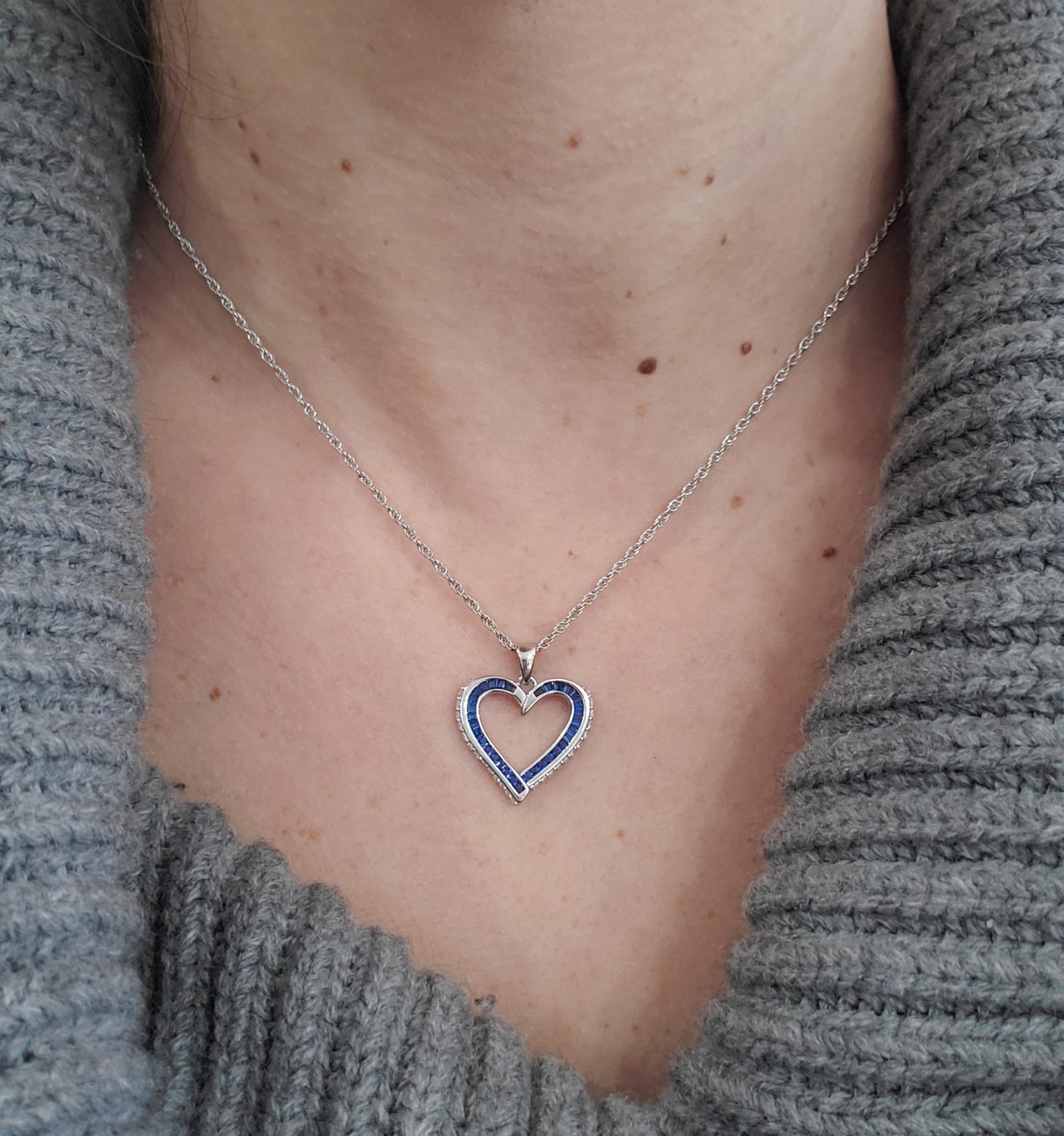 925 Sterling Silver Simulated Sapphire Heart ❤️ Necklace w/18" Rolo link Chain
