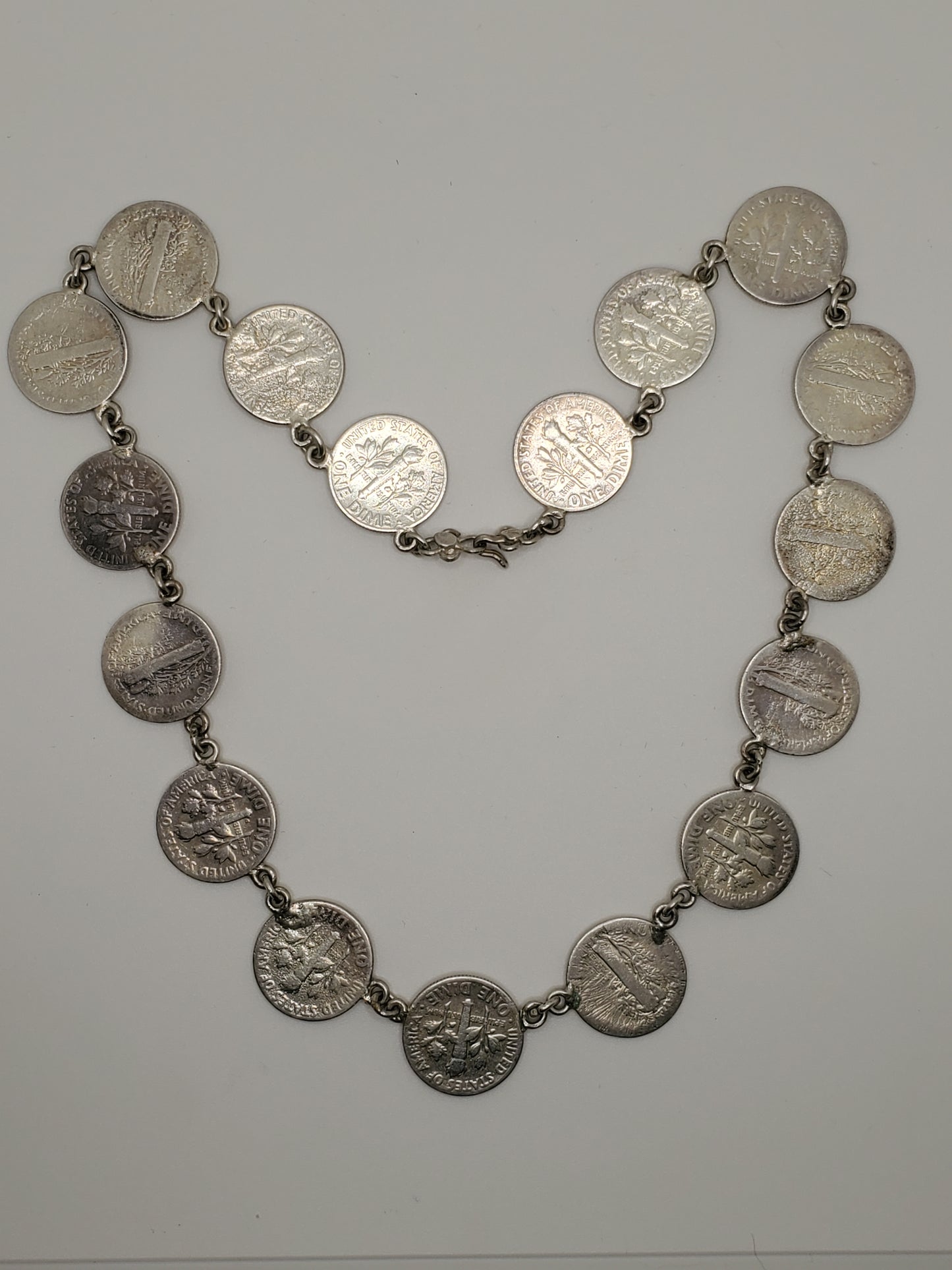 925 Sterling Silver Silver Coin Dime Wreath Necklace