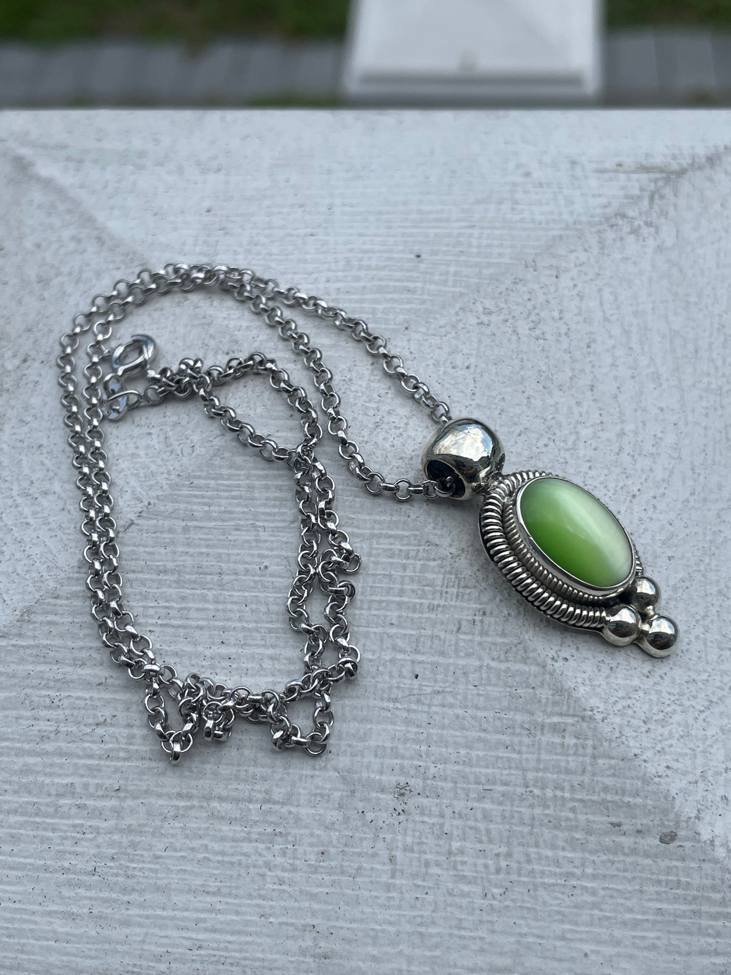 925 Sterling Silver Green Cat’s Eye Necklace 18”