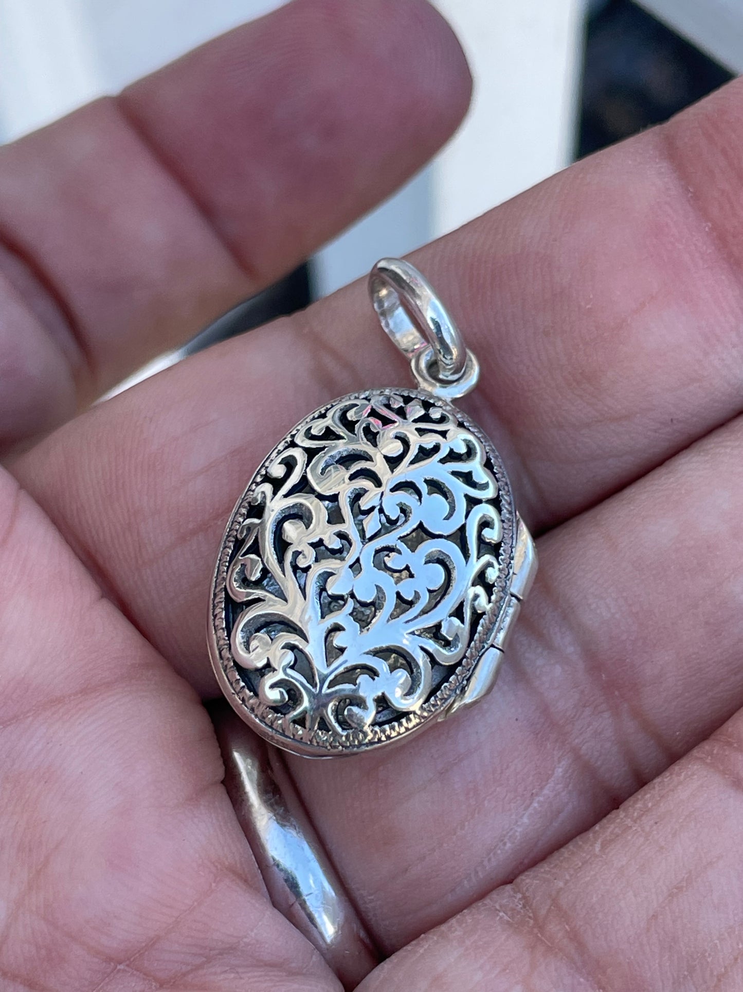 925 Sterling Silver Garnet Locket Pendant