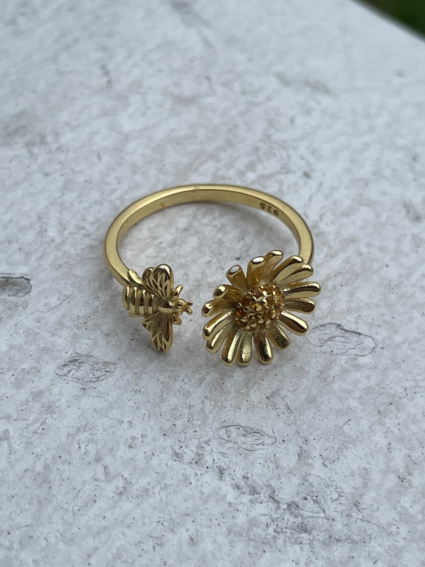 925 Sterling Silver Vermeil Wrap Around Sunflower Bee Ring Open Size