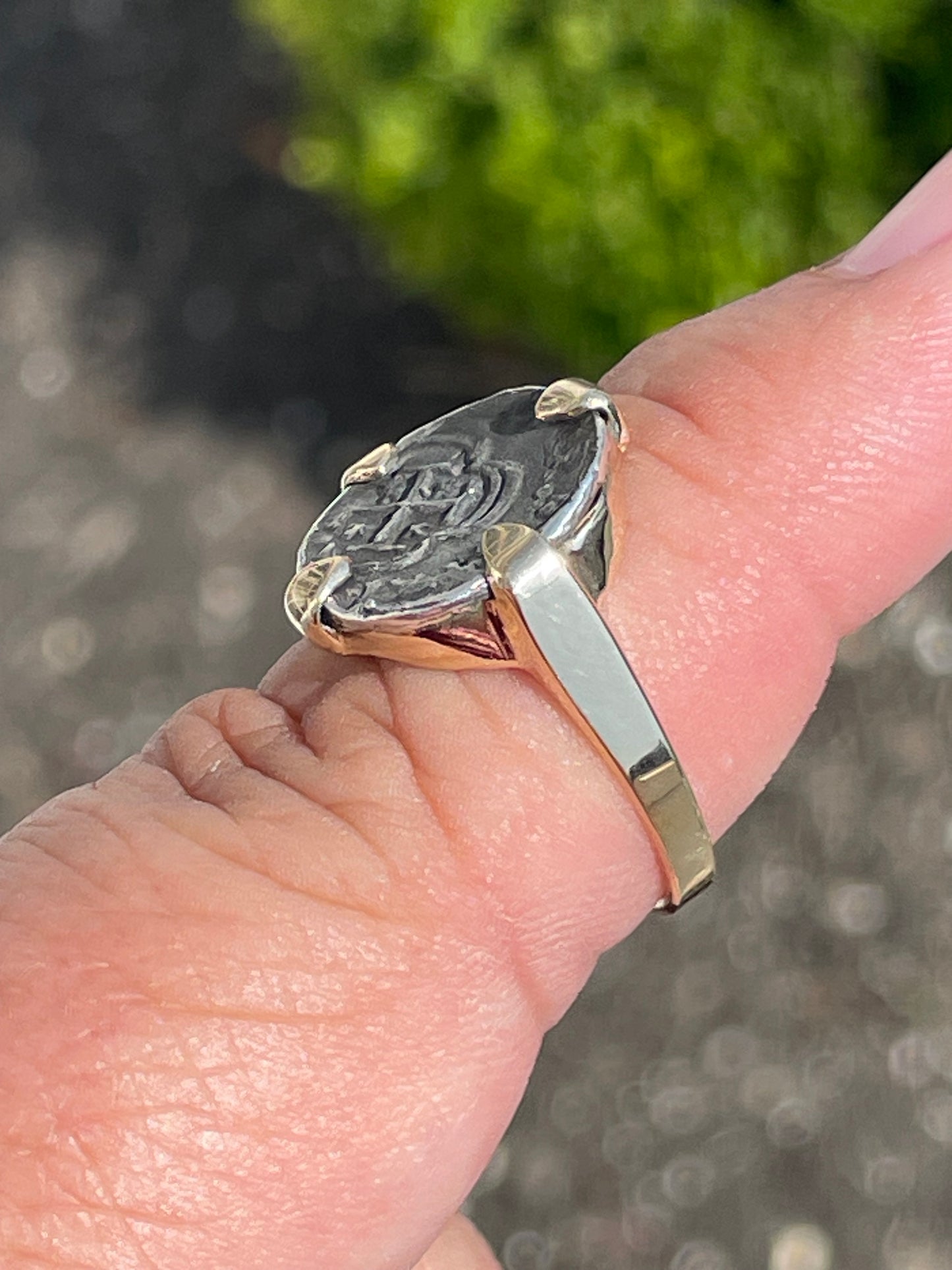 14k Gold Atochan Coin Ring Size 8