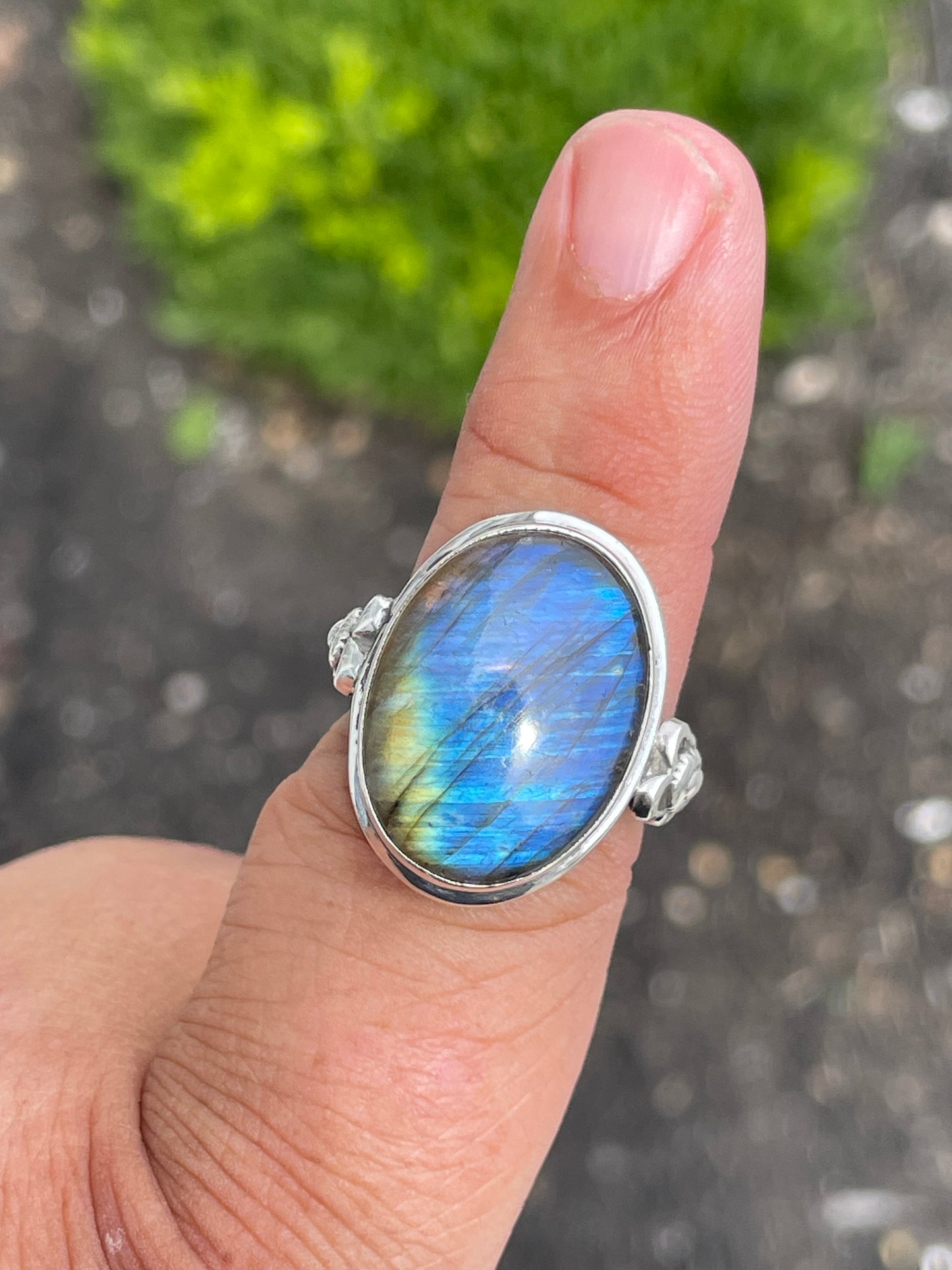 925 Sterling Silver Large Labradorite Stone Ring Size 8.5