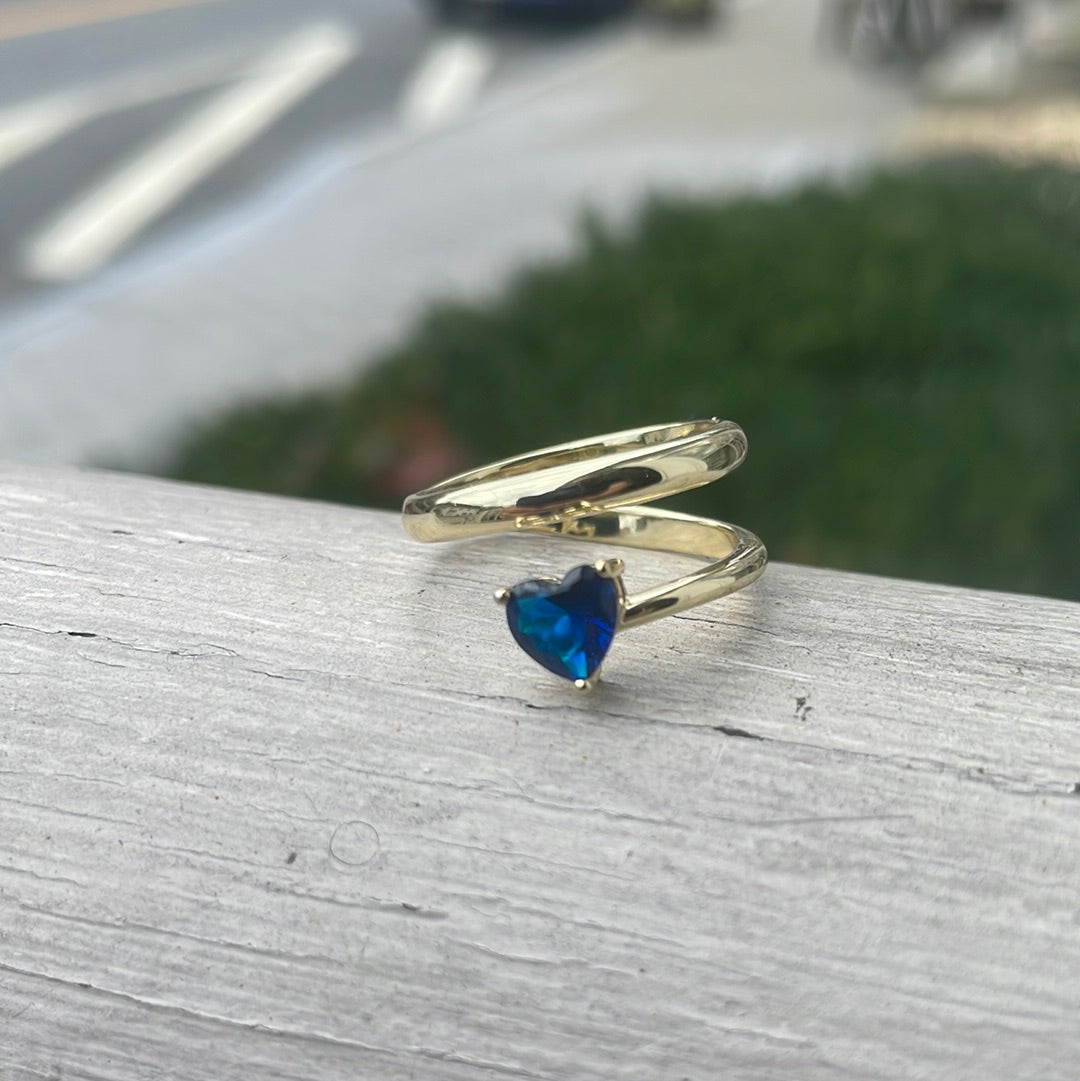 925 Sterling Silver Vermeil Wrap Around Ring w/ Heart Sapphire Stone