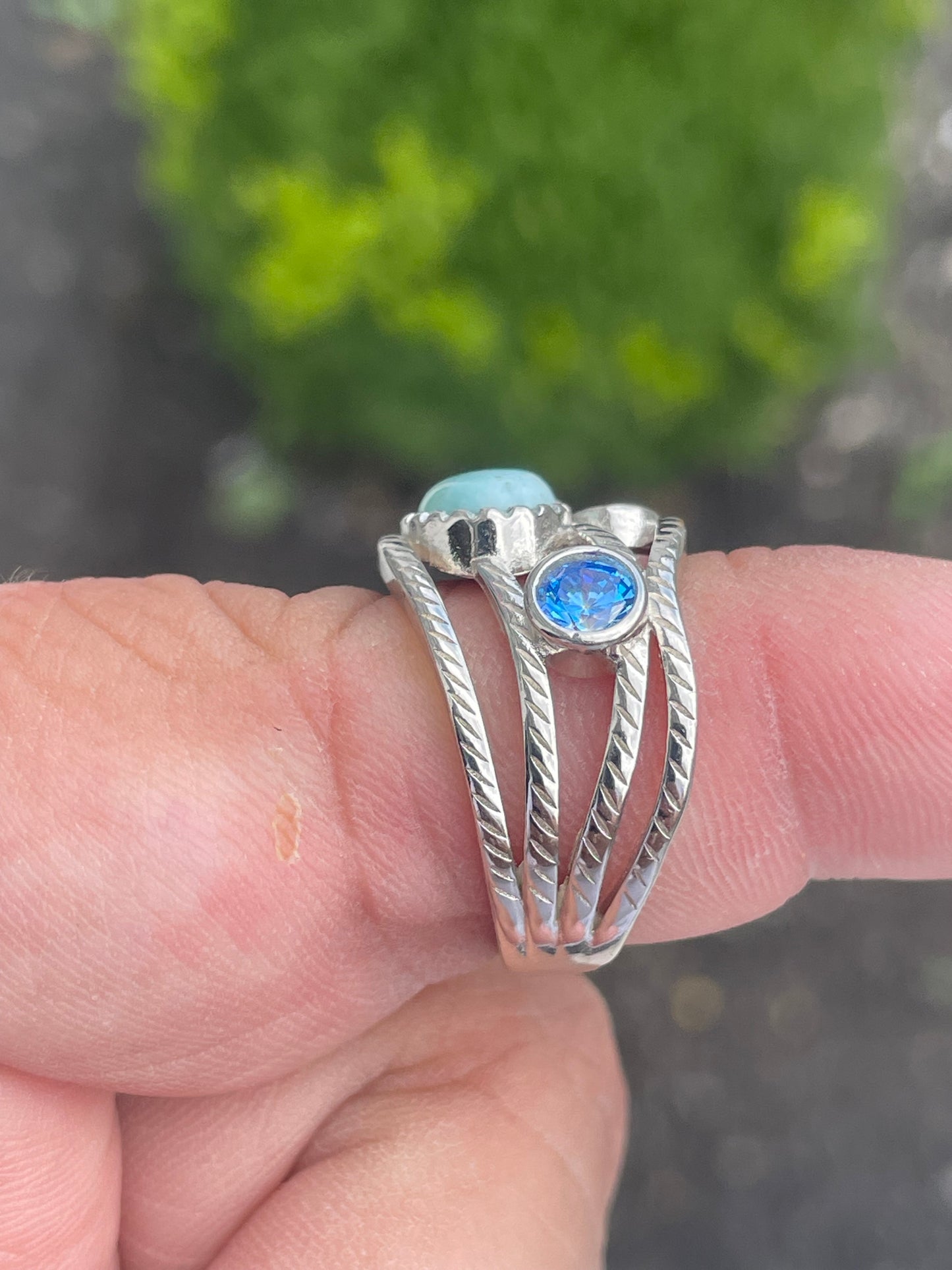 925 Sterling Silver Larimar & Blue Crystal Crossover Band Ring Size 8