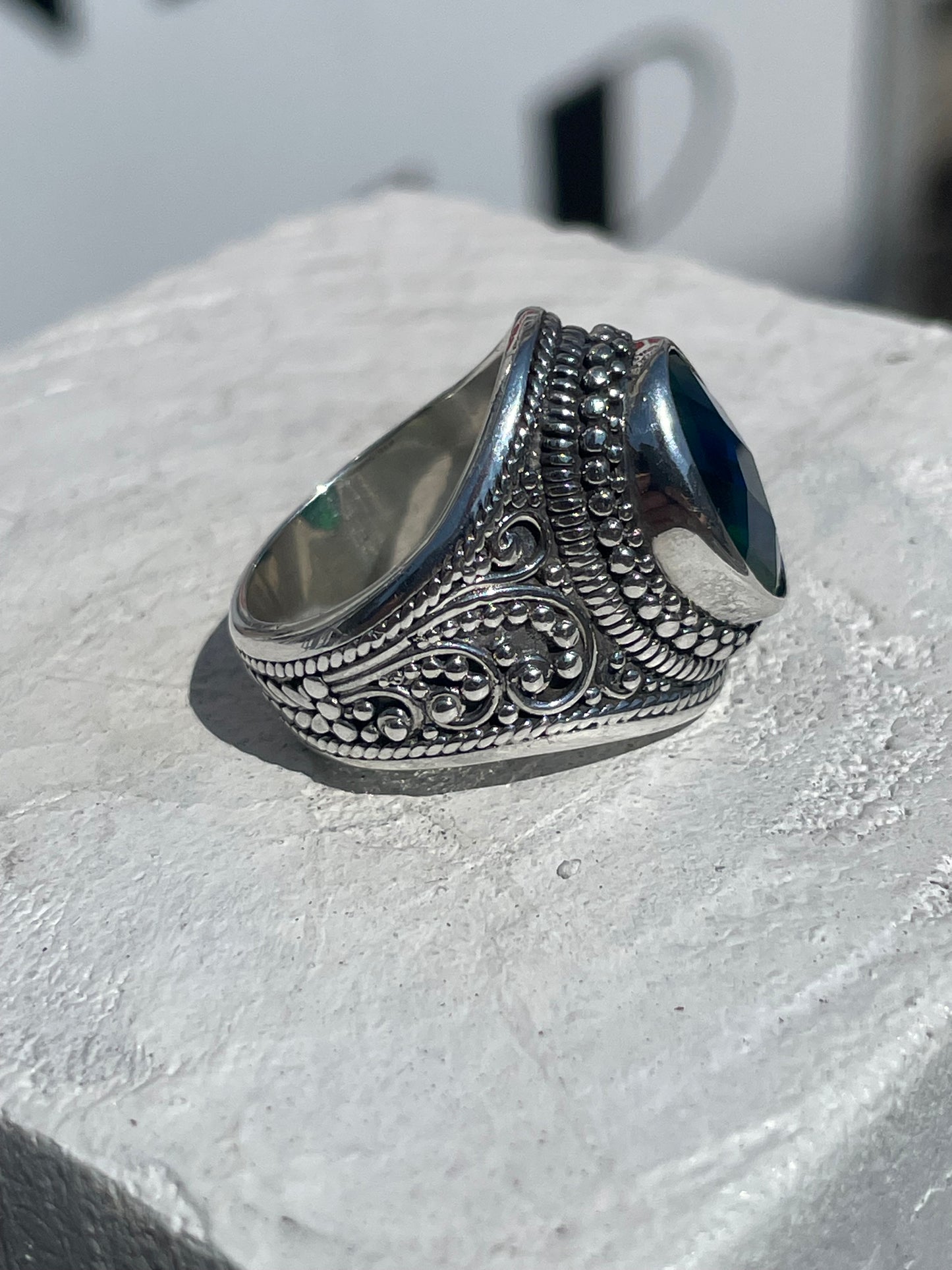925 Sterling Silver Designer Sarda Peridot Rainbow Bali Ring