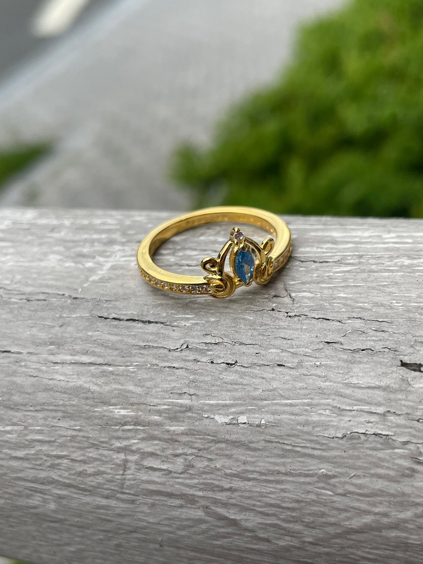 Pandora Shine Cinderella’s Carriage Ring