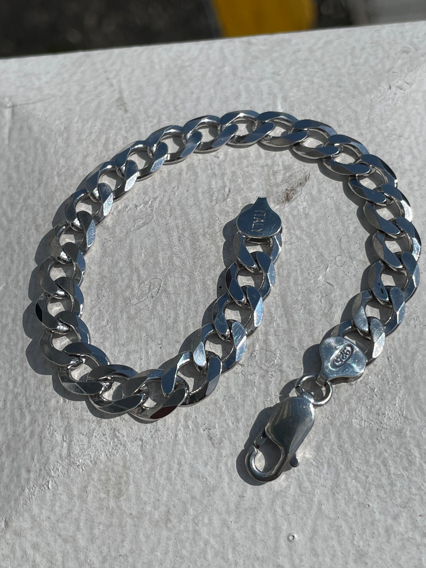 925 Sterling Silver Heavy Cuban Link Bracelet 8.75”