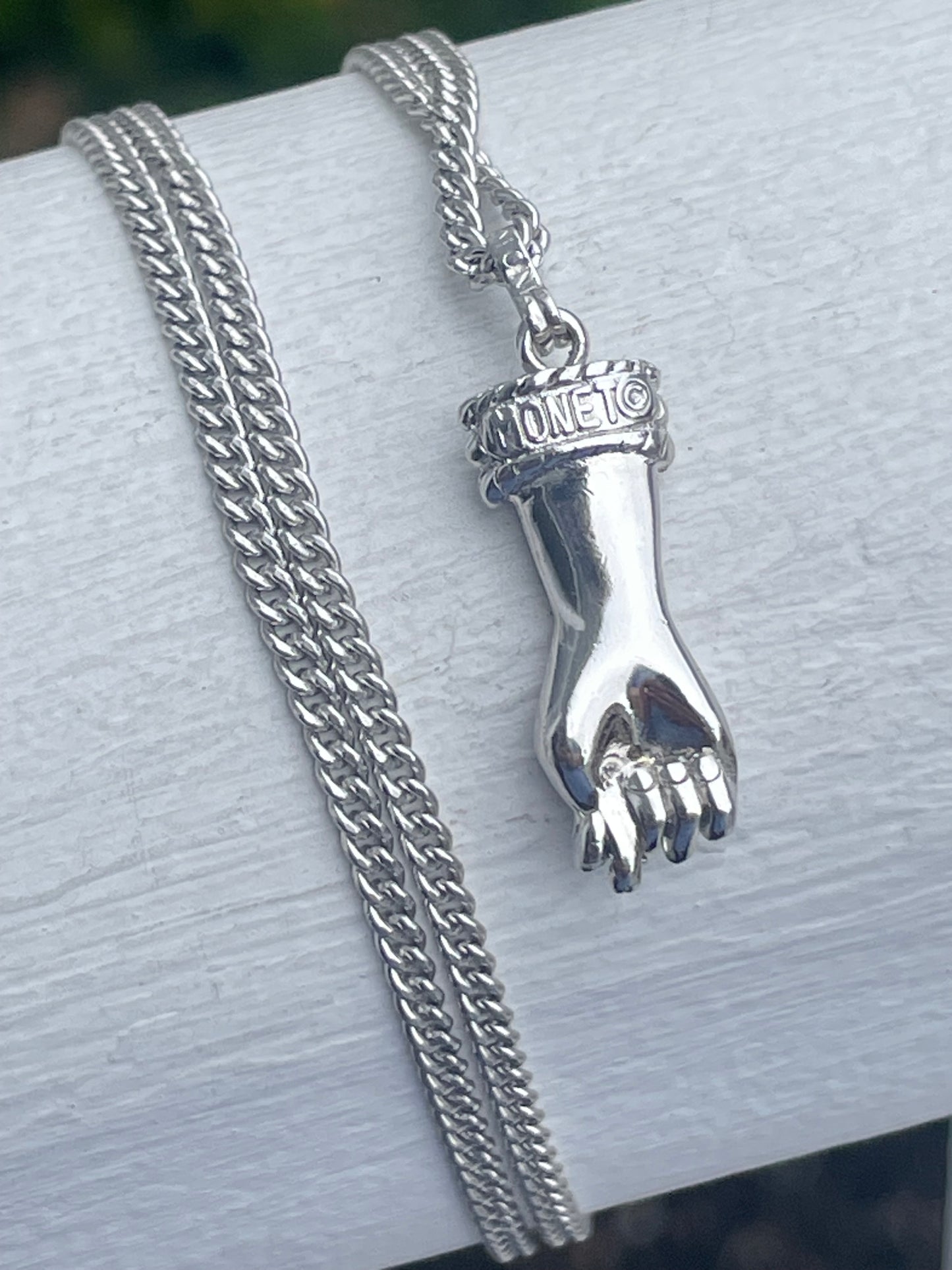 Stainless Steel Designer Monet Hand of God Necklace 24” No Lock