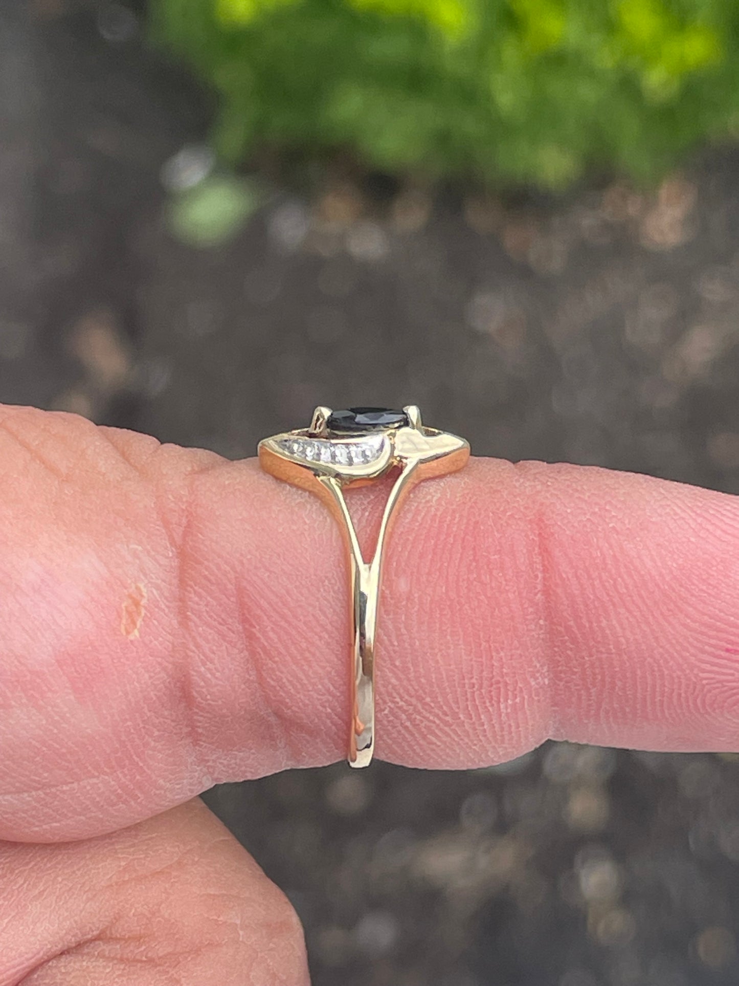 10k Gold Petite Marquis Sapphire Ring Size 7.5