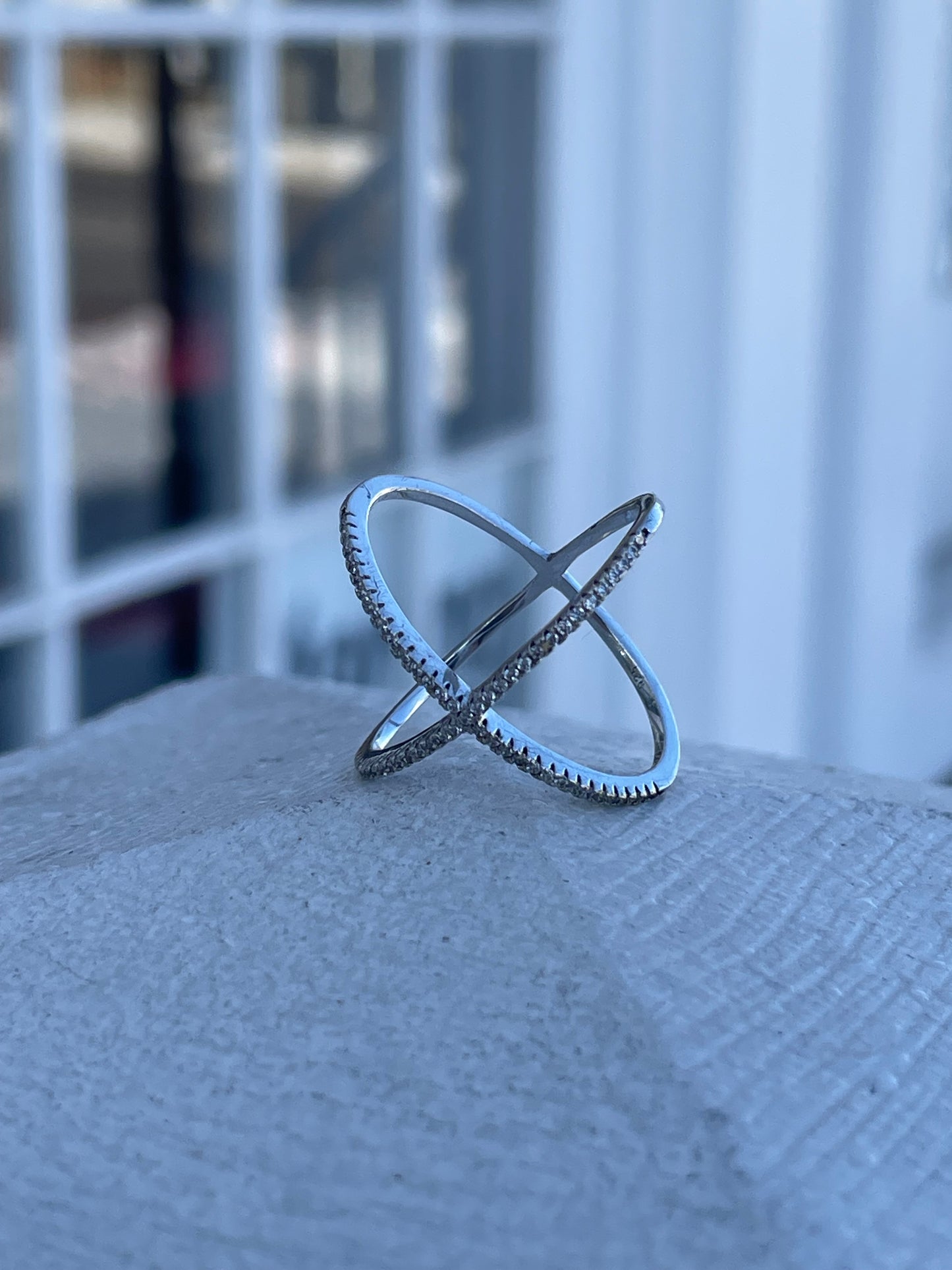 925 Sterling Silver Classic Cz Crossover Band Ring