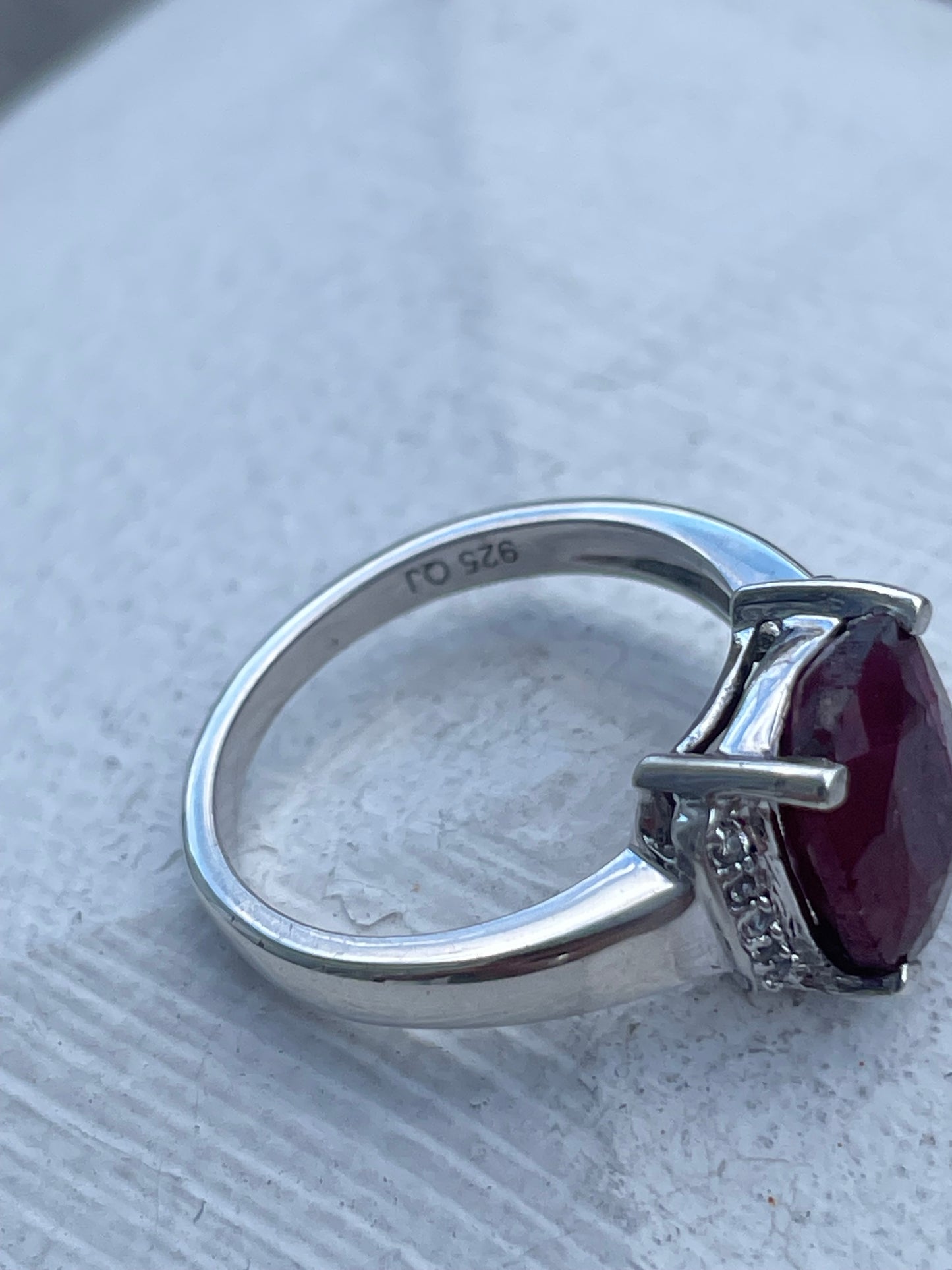 925 Sterling Silver 1.50ct Natural Ruby & White Topaz Ring Size 7