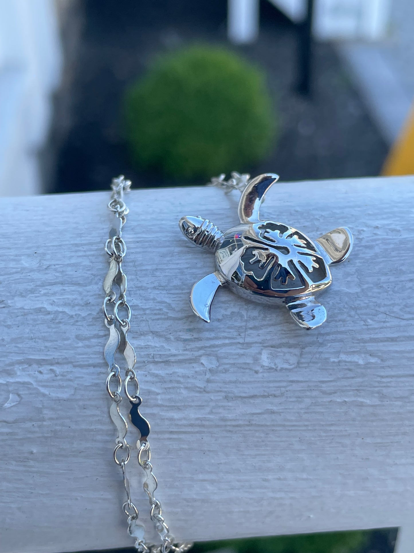 925 Sterling Silver High Polished Sea Turtle 18” Necklace.