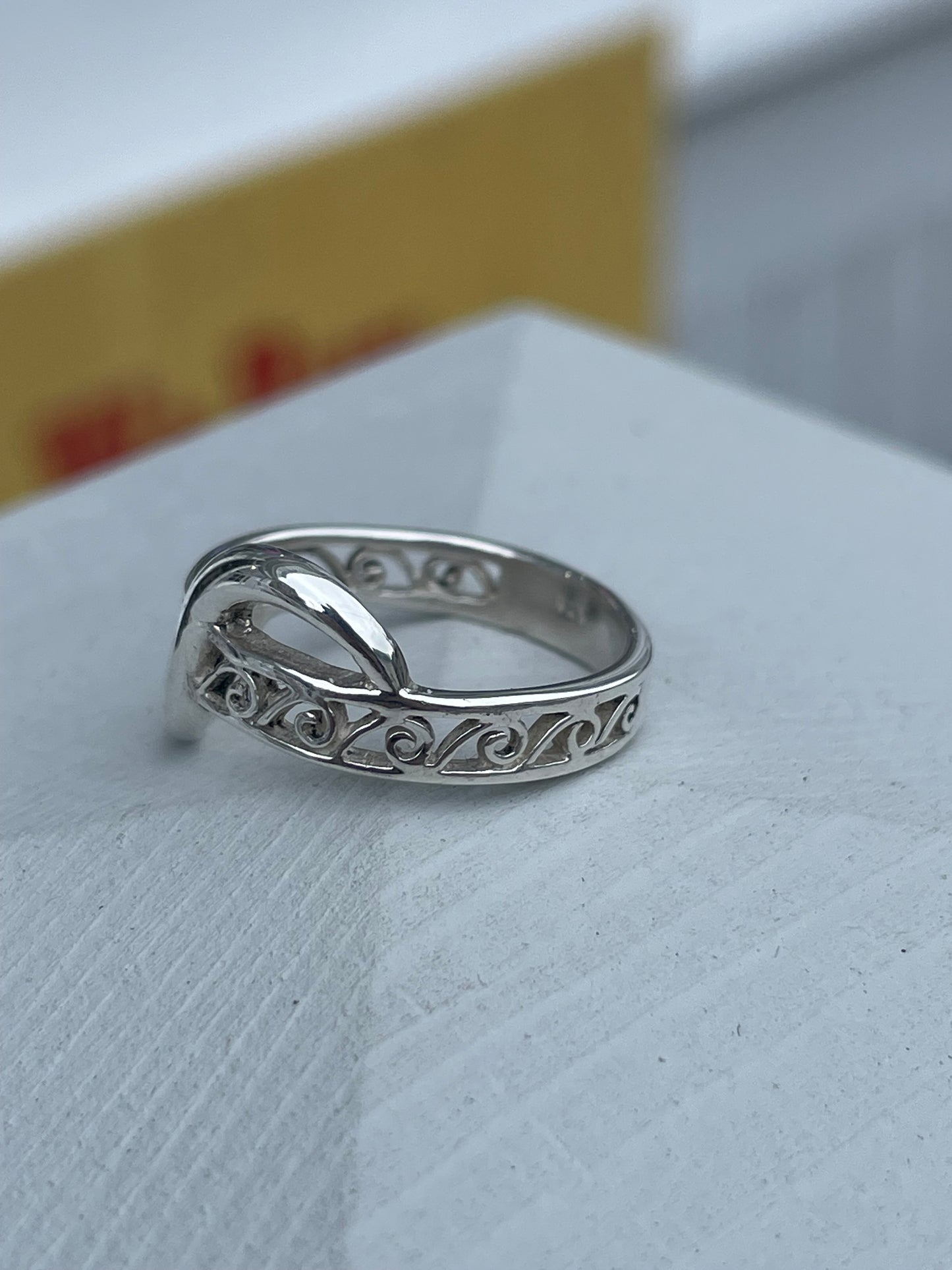 925 Sterling Silver Infinite Waves Band Ring