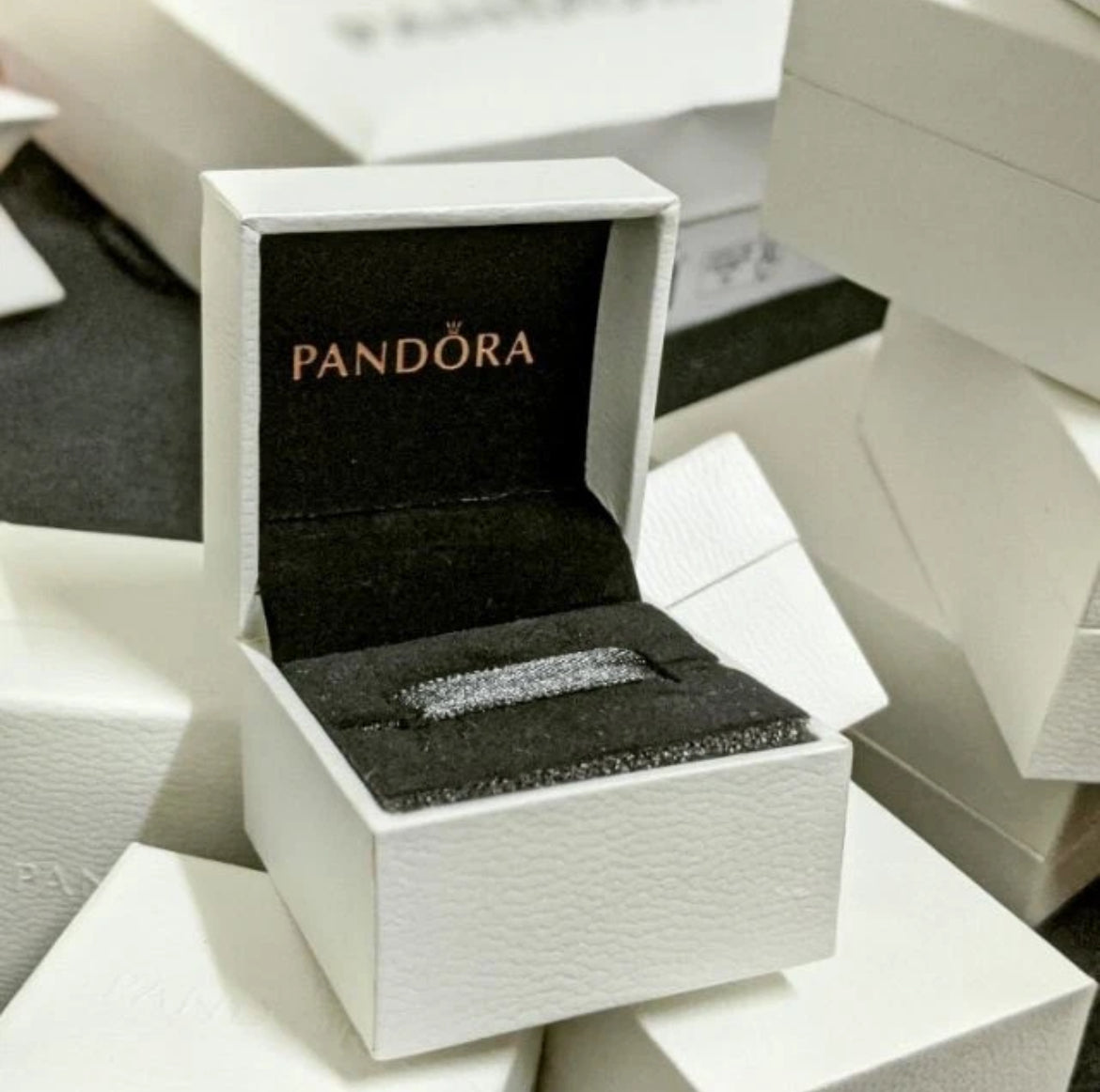 Pandora Panama Heart Flag Country Exclusive Travel Dangle Charm