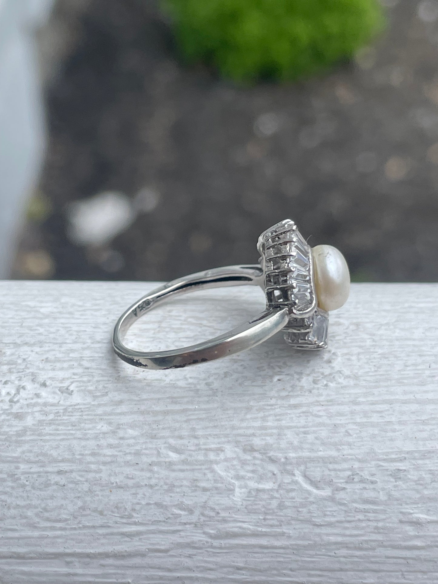 925 Sterling Silver Pearl & Clear Zirconia Baguette Cluster Ring Size 8