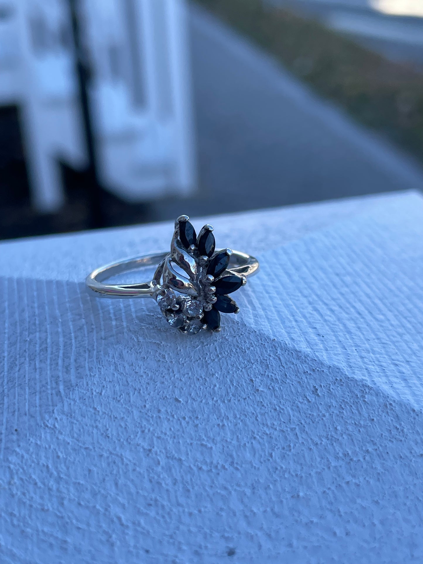 925 Sterling Silver Natural White & Blue Sapphire Cluster Ring Size 12