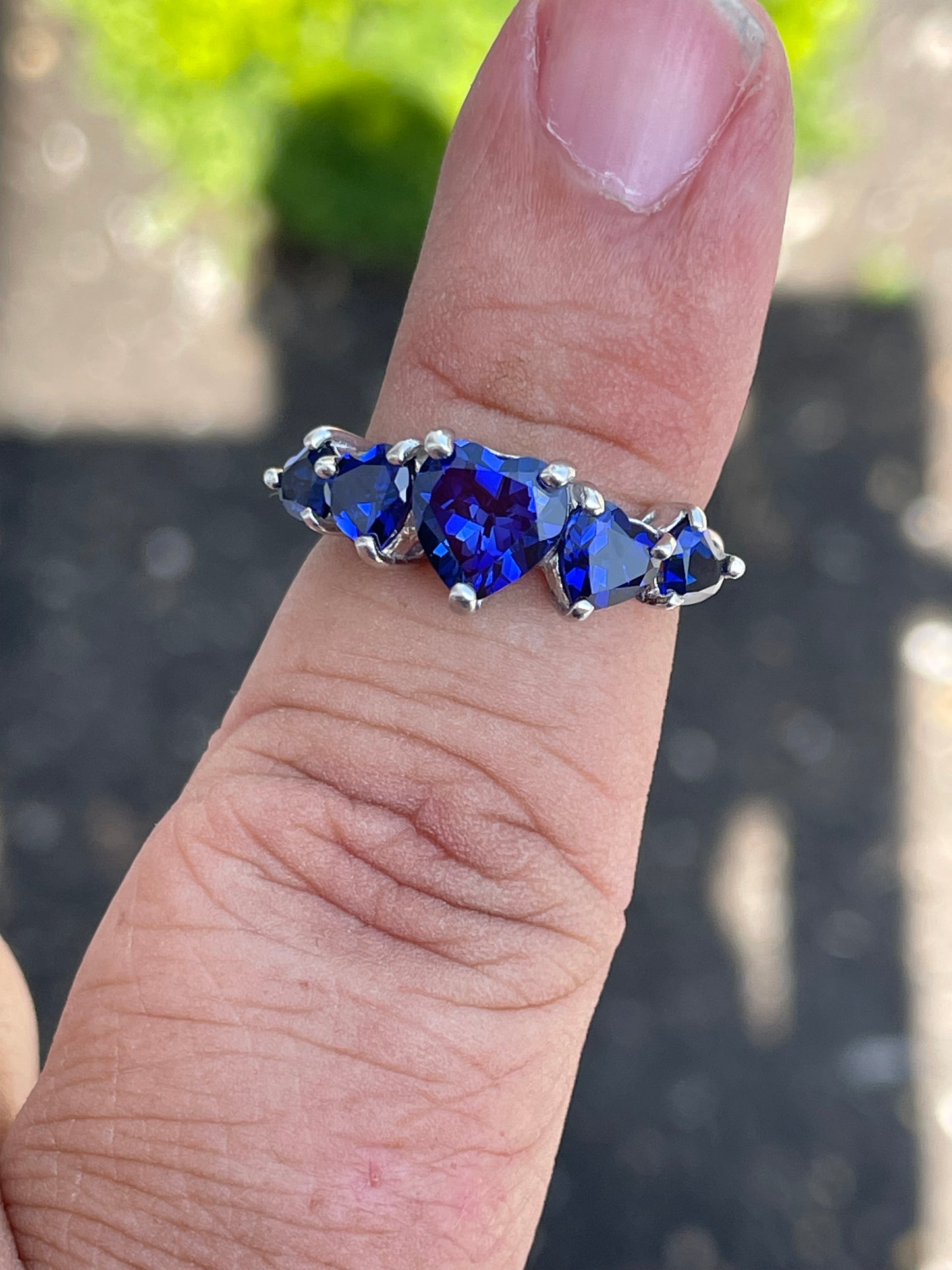 925 Sterling Silver Lab Sapphire Heart Band Ring Size 6