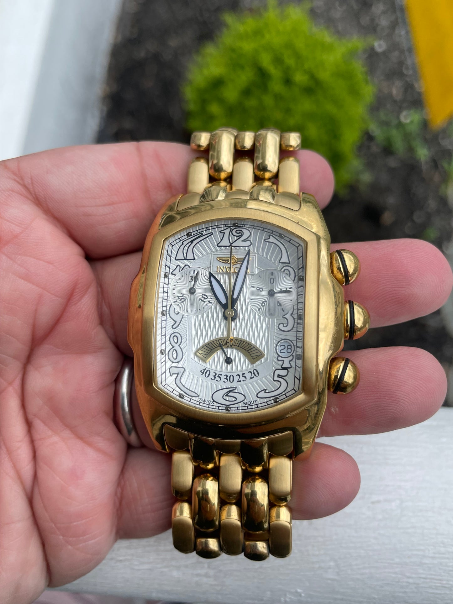 Men’s Invicta Goldtone Watch Model 2223