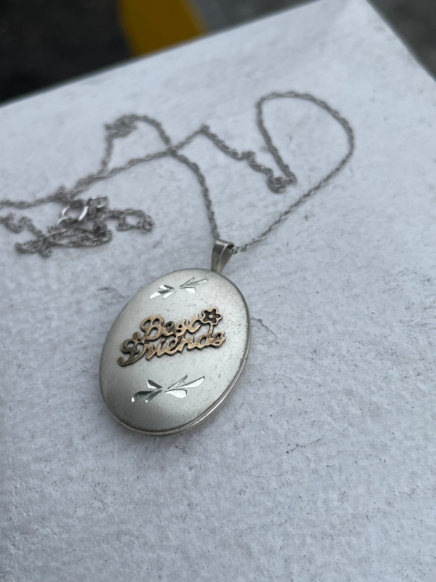 925 Sterling Silver Oval Shaped Best Friends Locket Necklace 18”