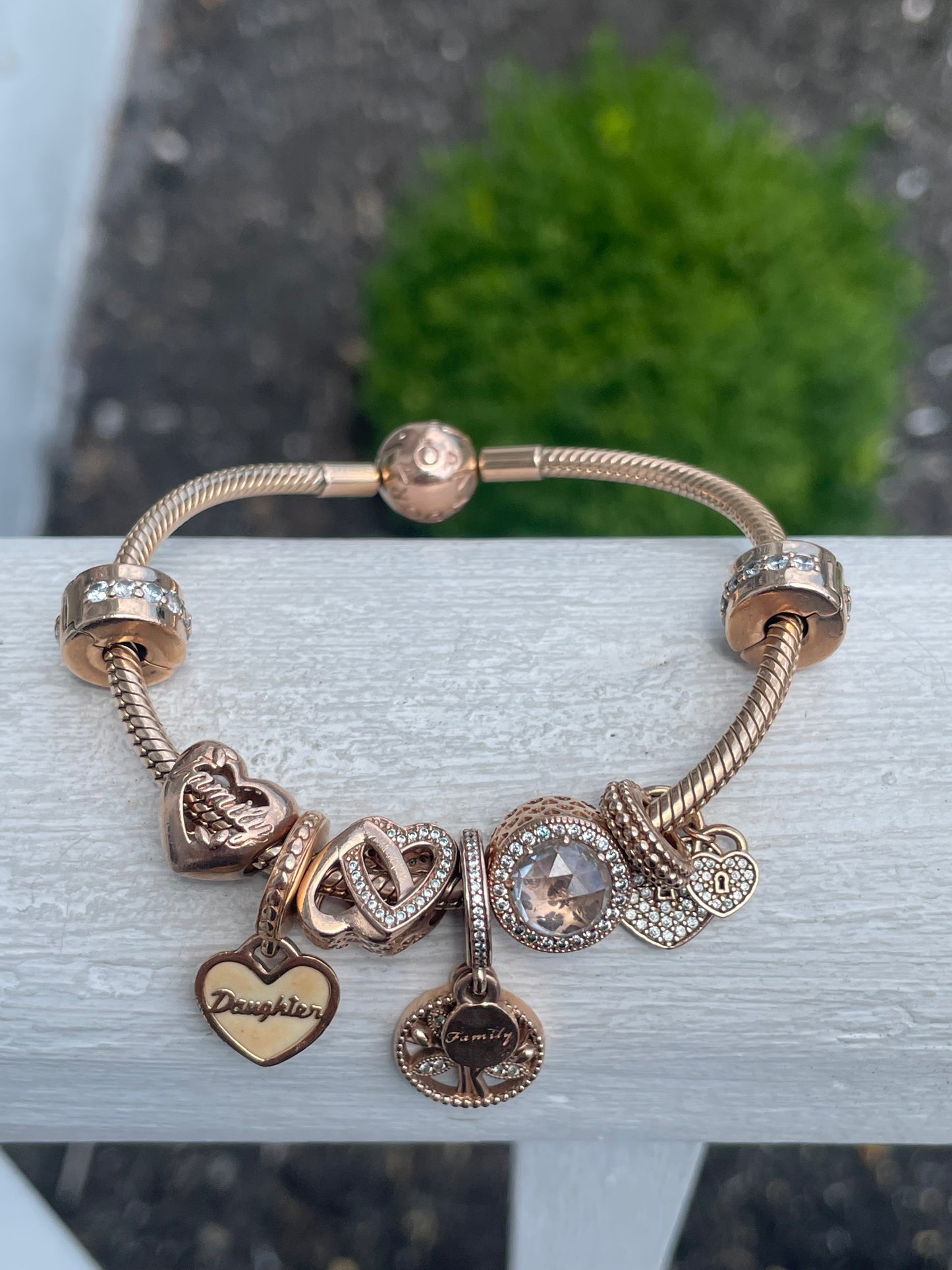 Preowned Pandora Rose Gold 7.5” Bracelet With Charms