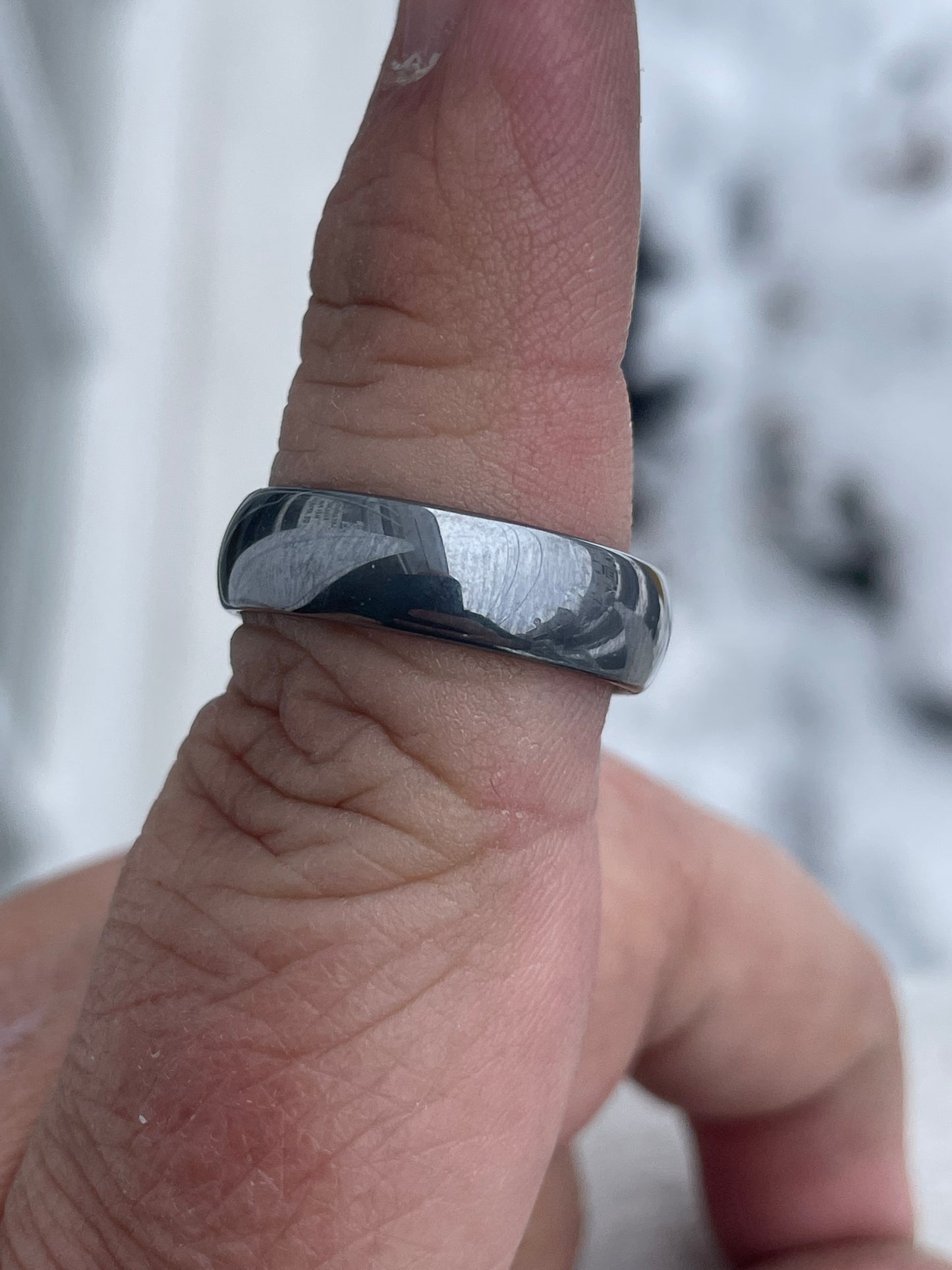 Designer Triton Tungsten Carbide Band Ring Size 8