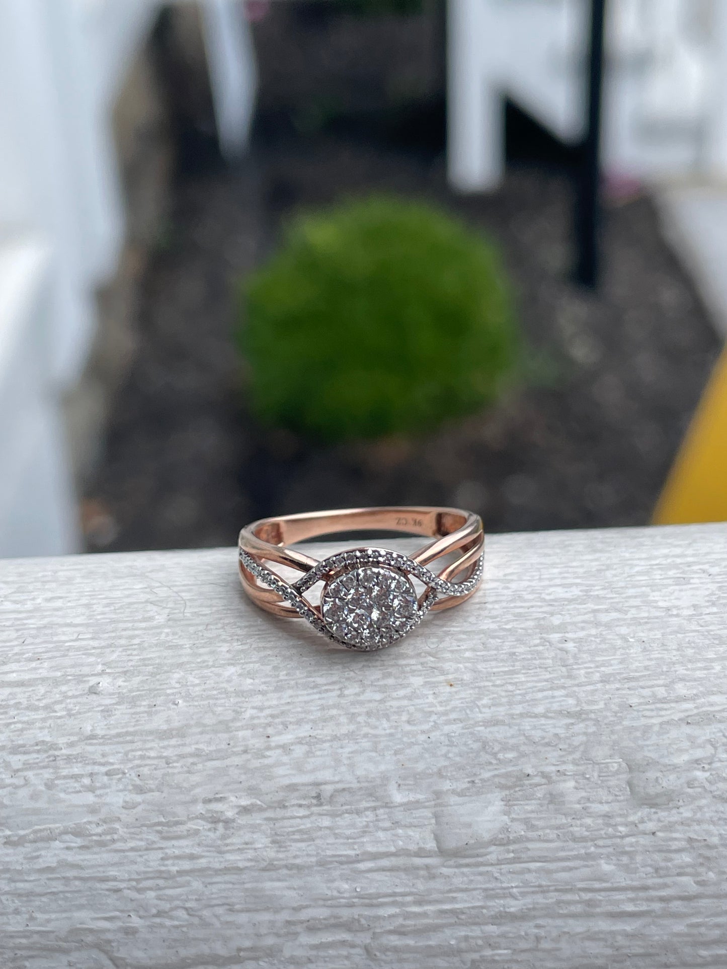 9k Rose Gold Infinity Diamond Cluster Ring Size 7