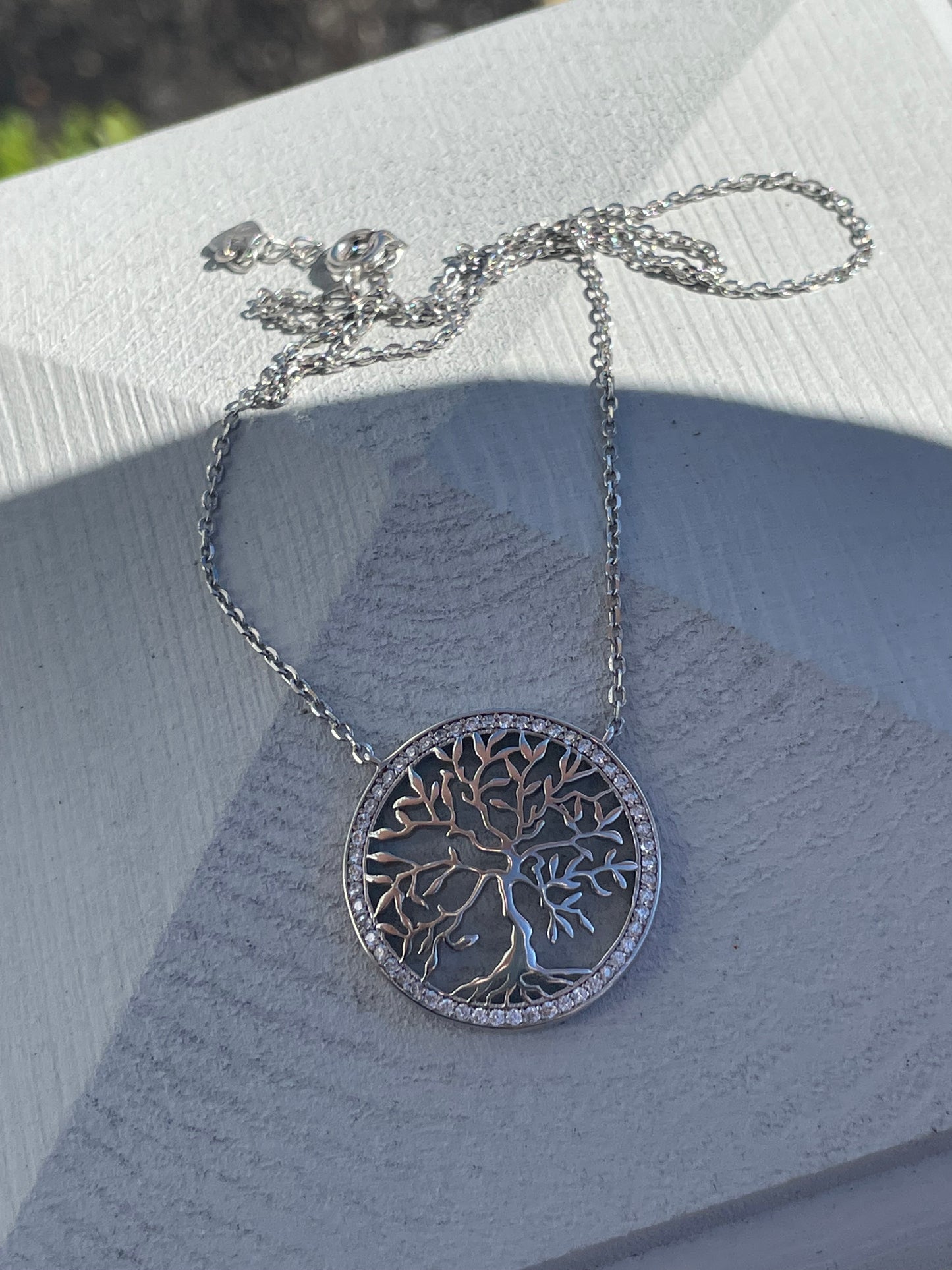 925 Sterling Silver Sparkling Tree of Life Necklace