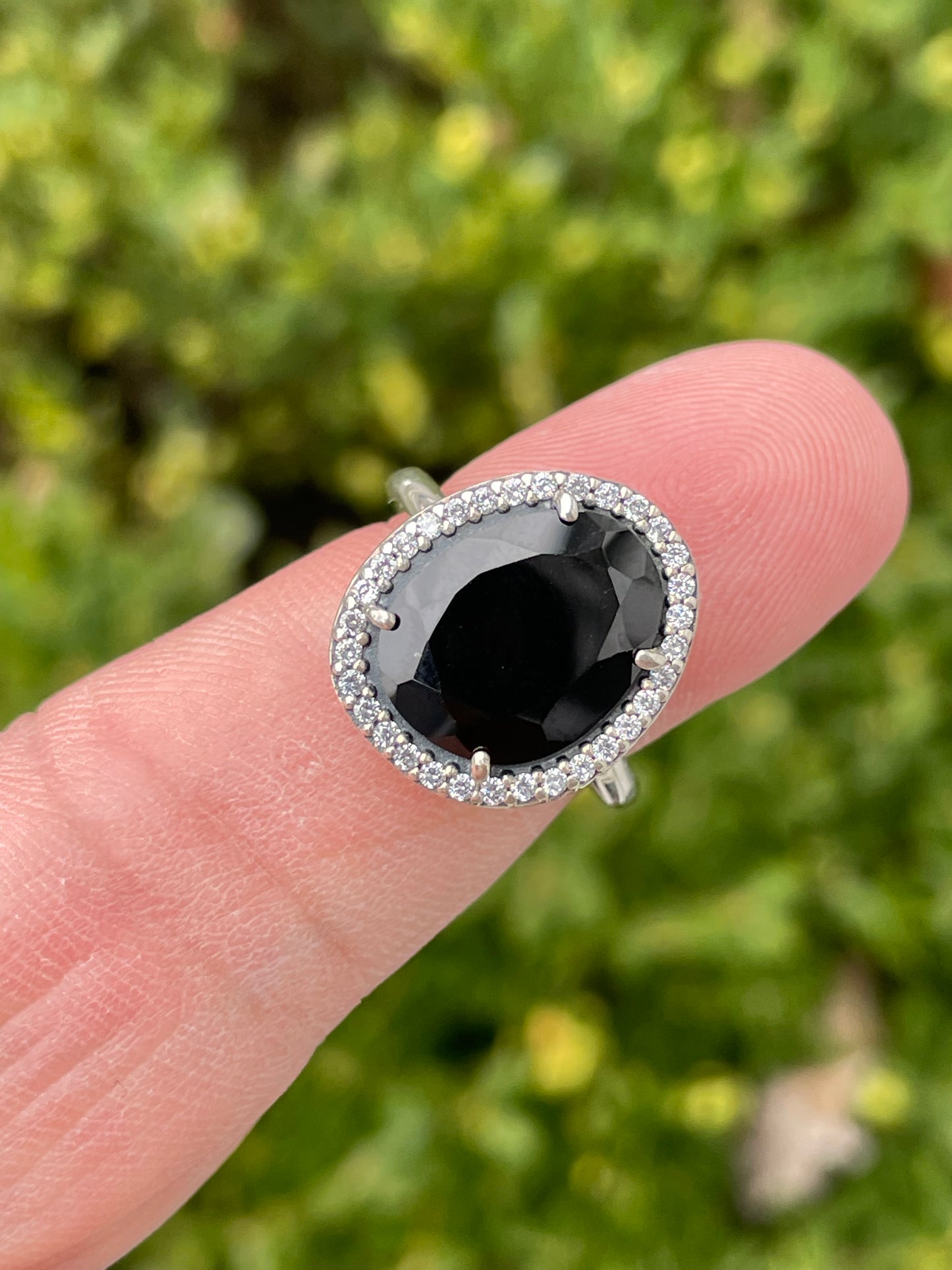 Retired Pandora Glamorous Legacy Ring