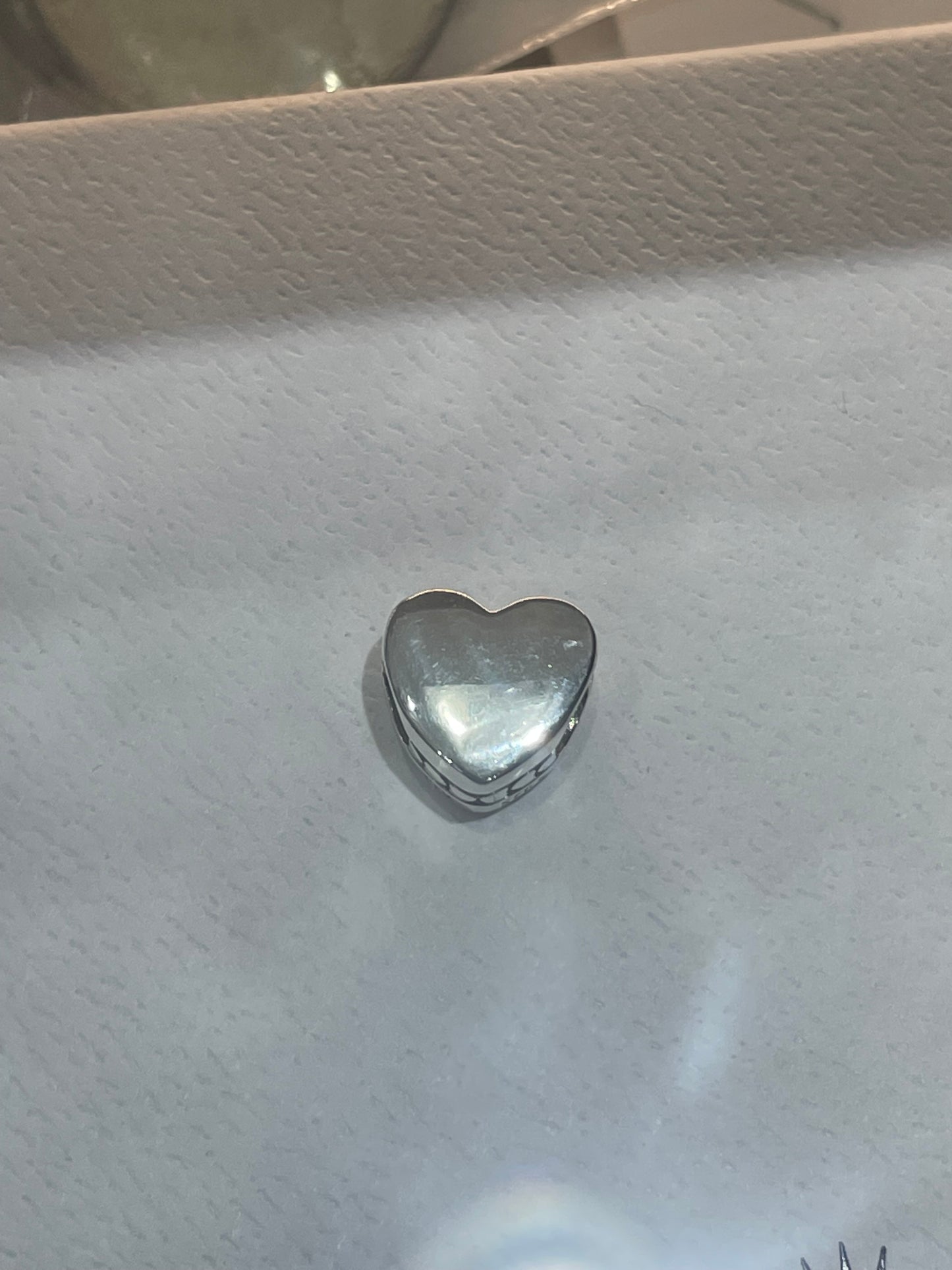 Pandora Hershey Pennsylvania Exclusive Hershey Kiss Logo Heart Charm
