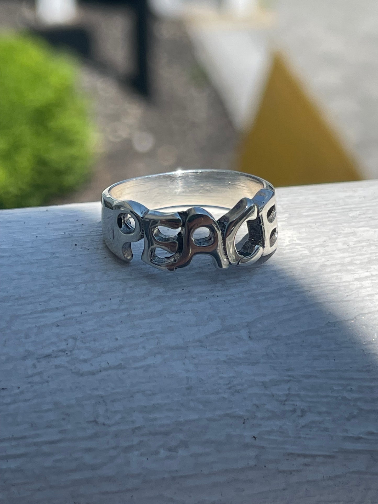 925 Sterling Silver Peace Ring Size 6.5
