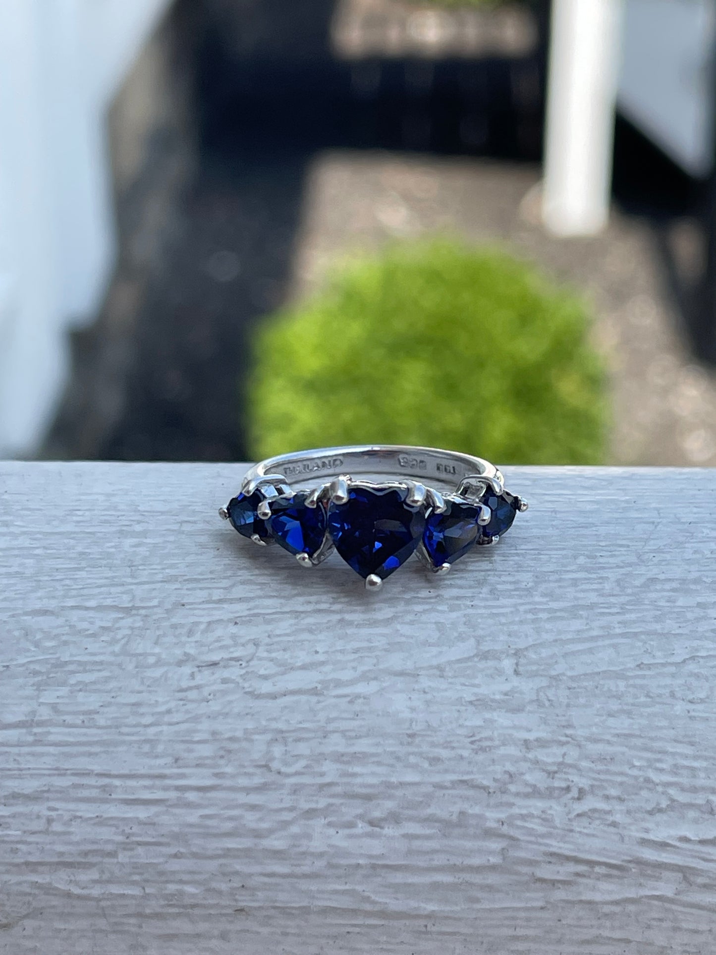 925 Sterling Silver Lab Sapphire Heart Band Ring Size 6