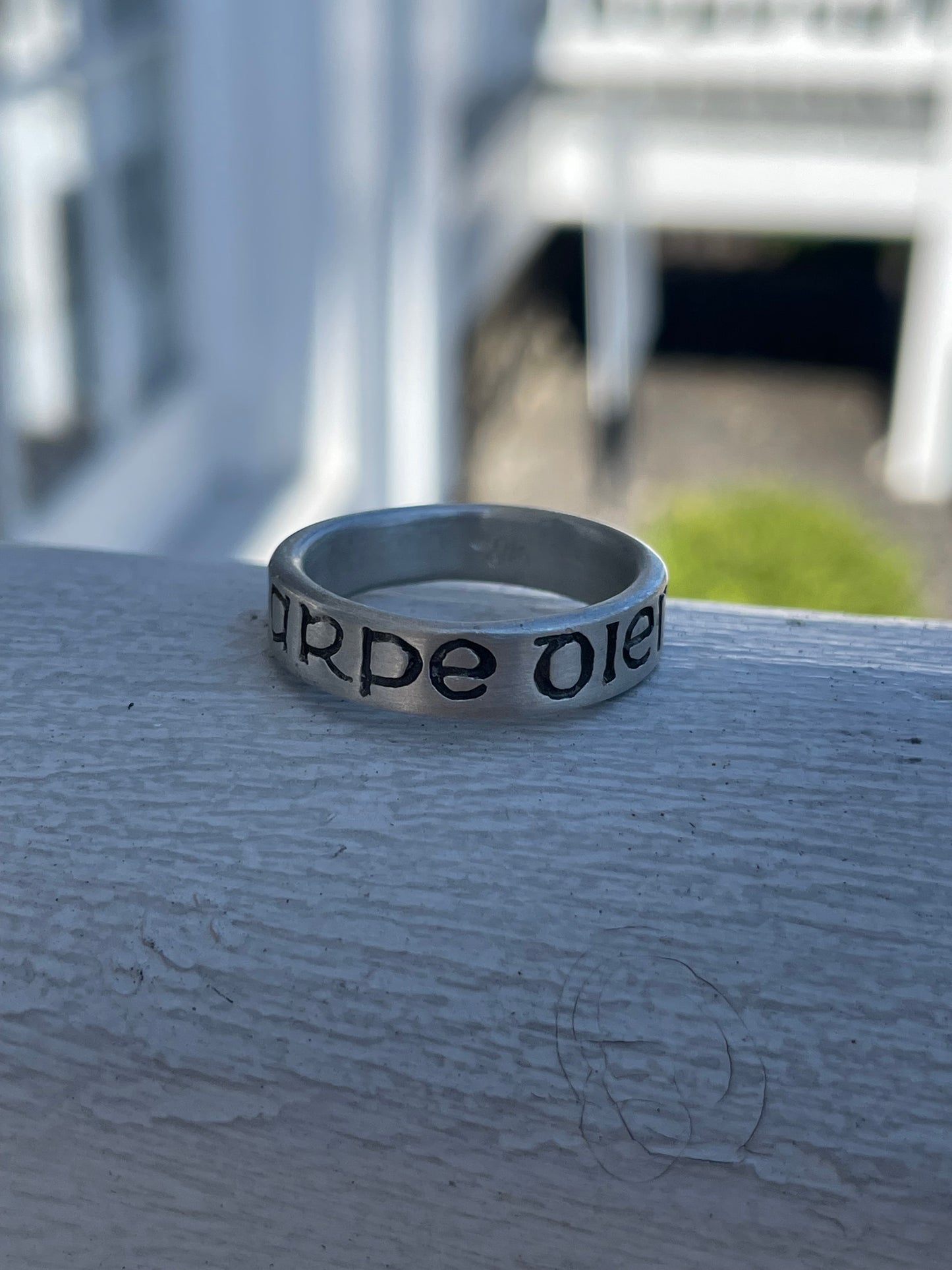 925 Sterling Silver Carpe Diem (Seize the Day) solid band ring size 8