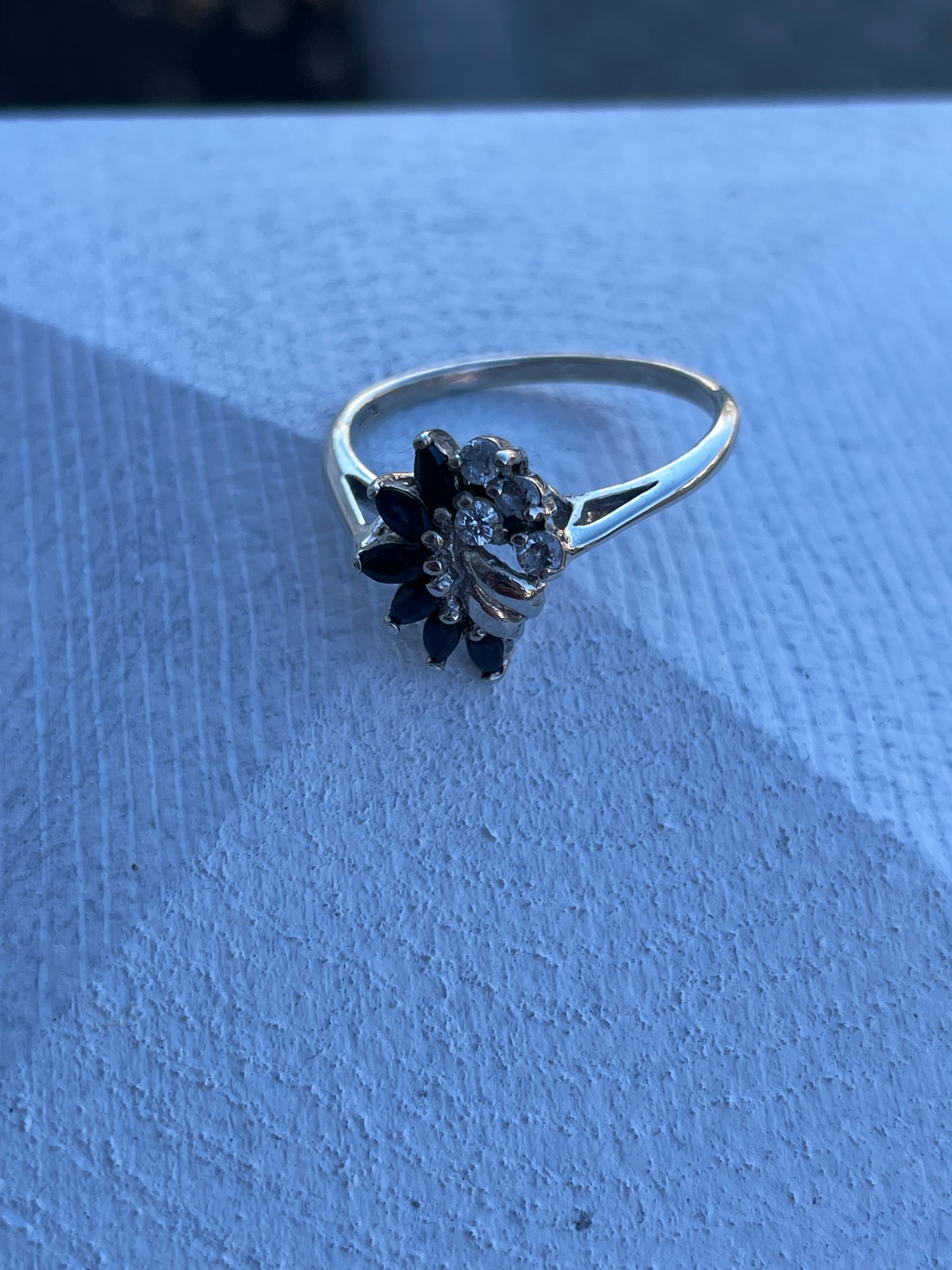 925 Sterling Silver Natural White & Blue Sapphire Cluster Ring Size 12