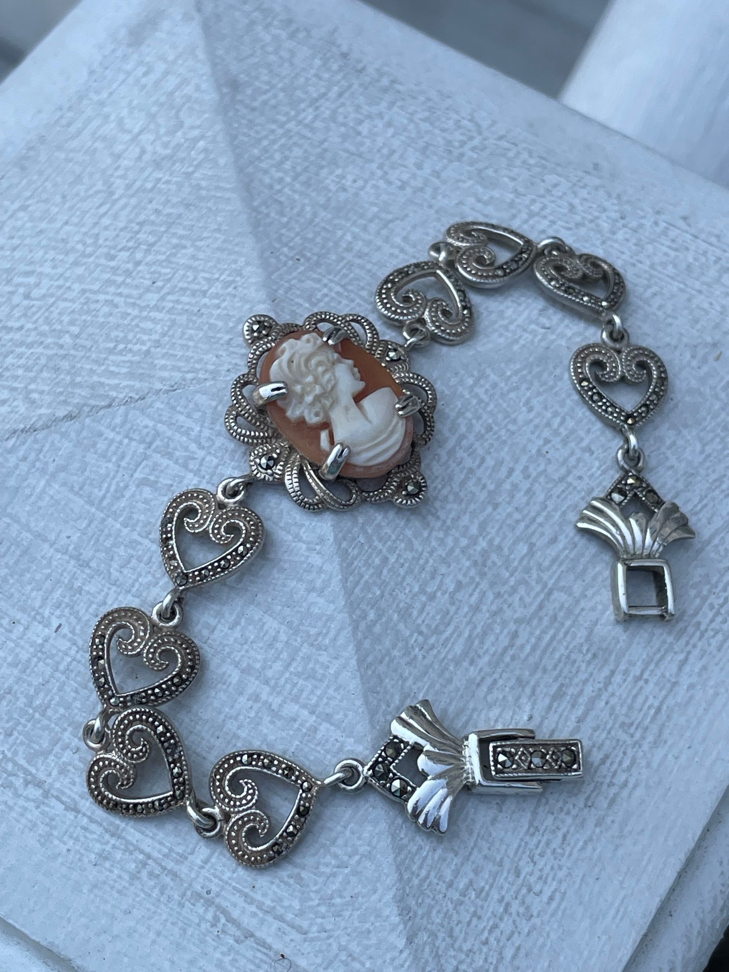 925 Sterling Silver Shell Cameo & Marcasite Bracelet