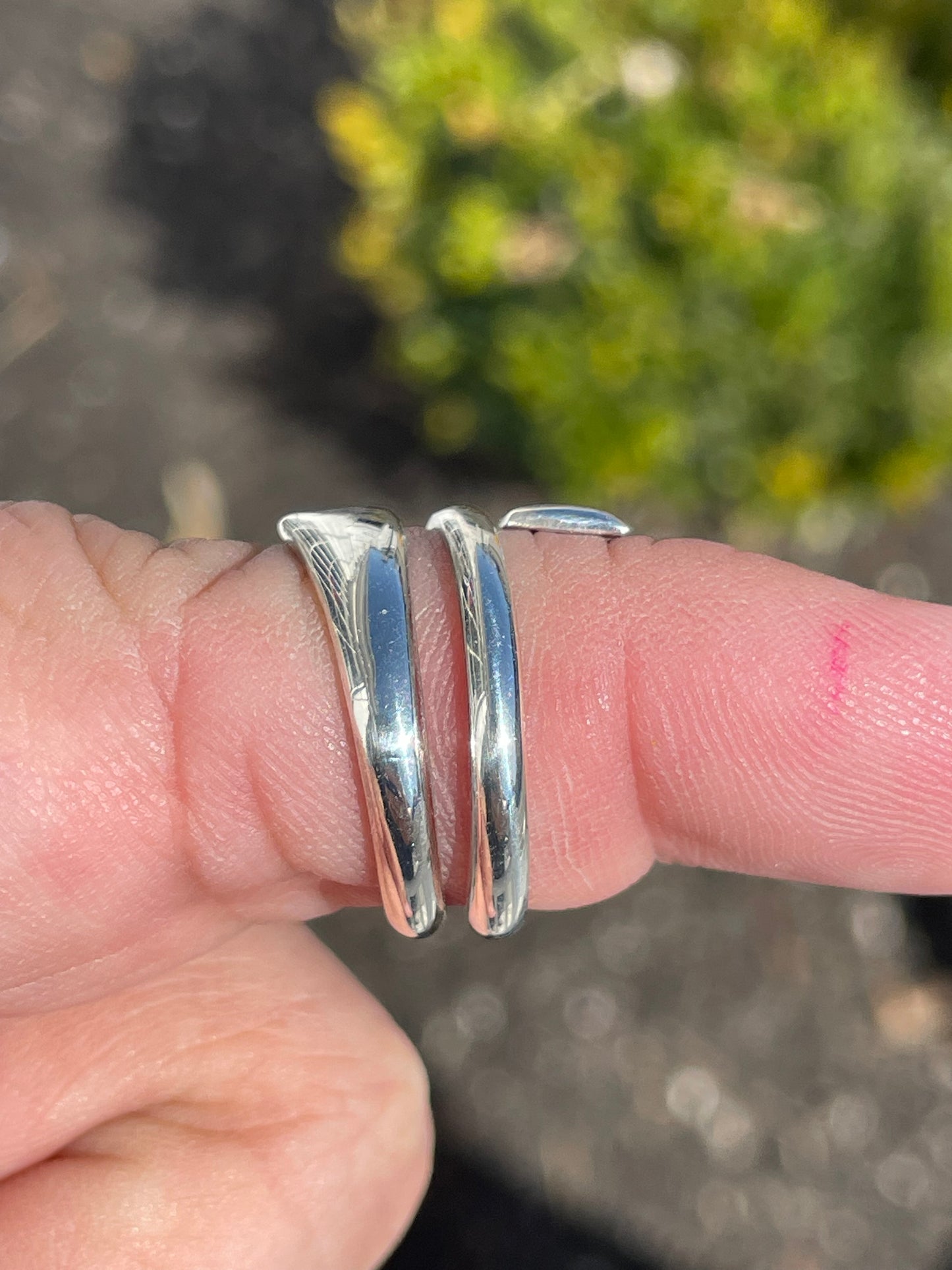 925 Sterling Silver Solid Wrap Around Band Ring Size 7.5
