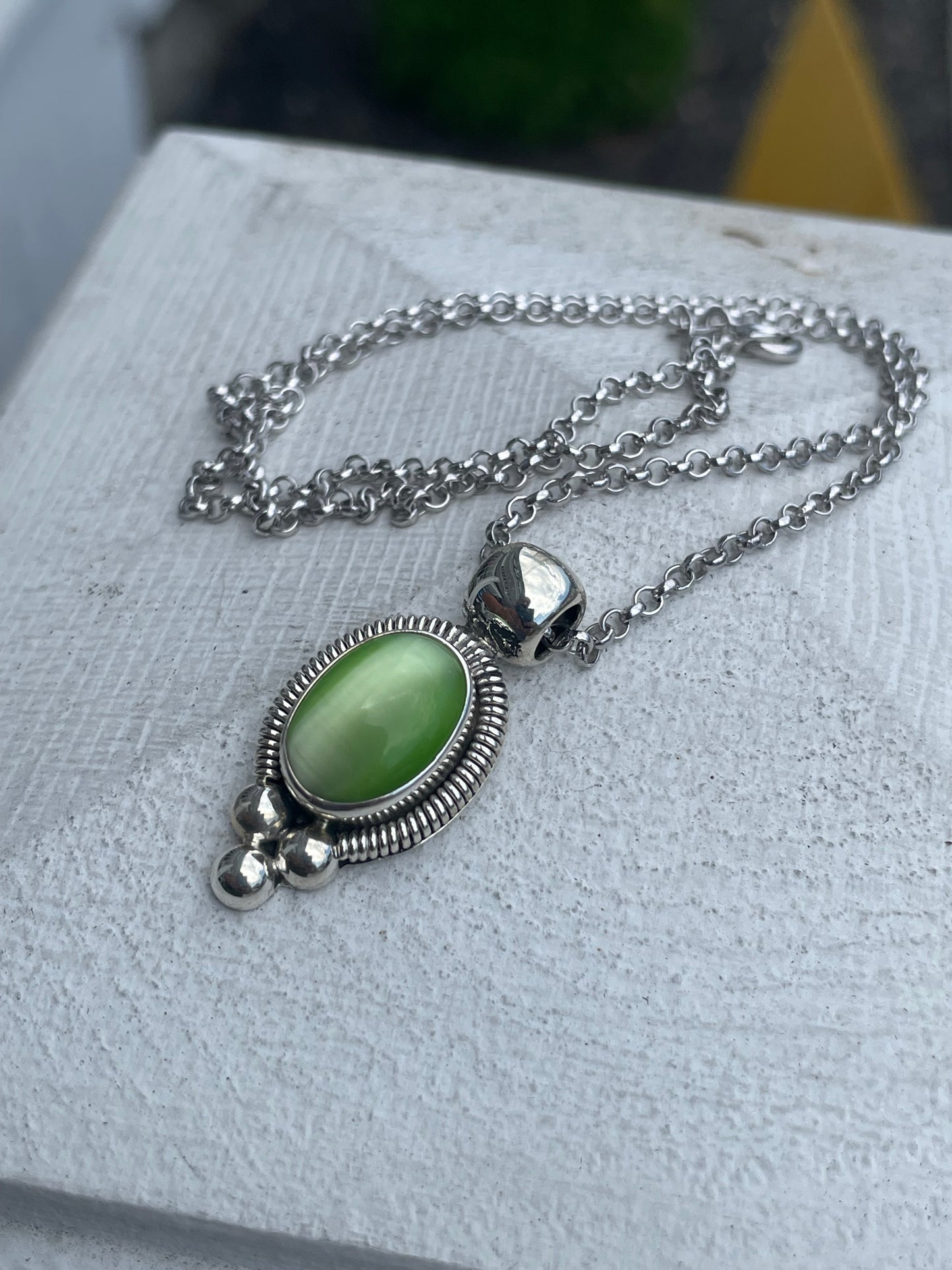 925 Sterling Silver Green Cat’s Eye Necklace 18”