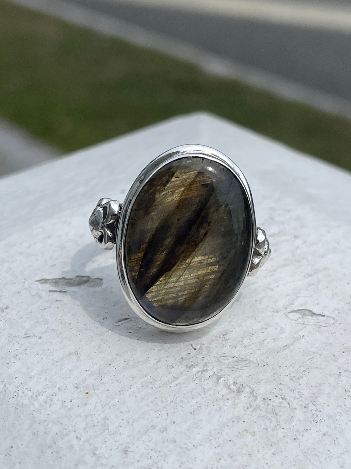 925 Sterling Silver Large Labradorite Stone Ring Size 8.5