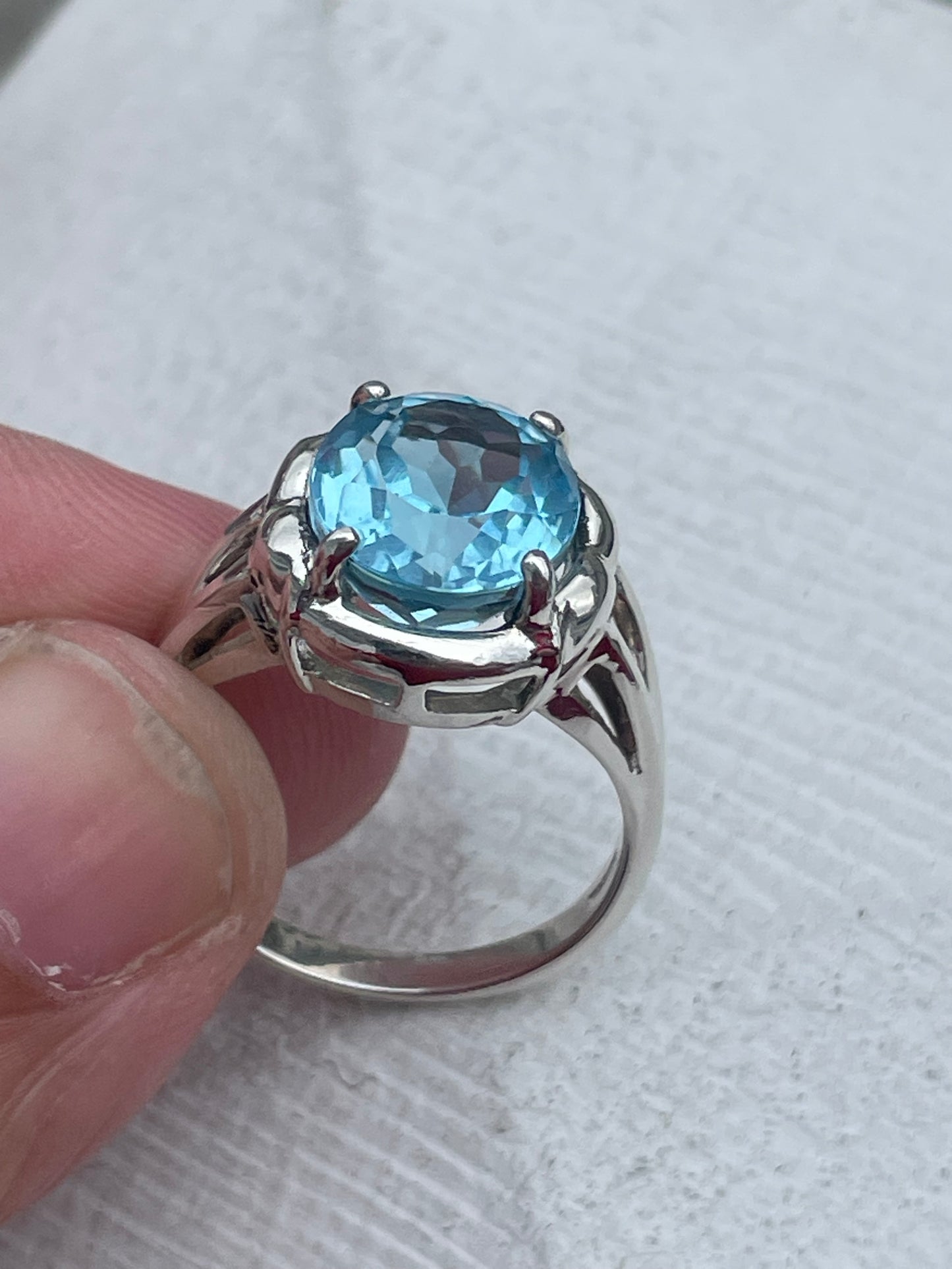 925 Sterling Silver Large Blue Topaz Stone Solitaire Ring Size 9
