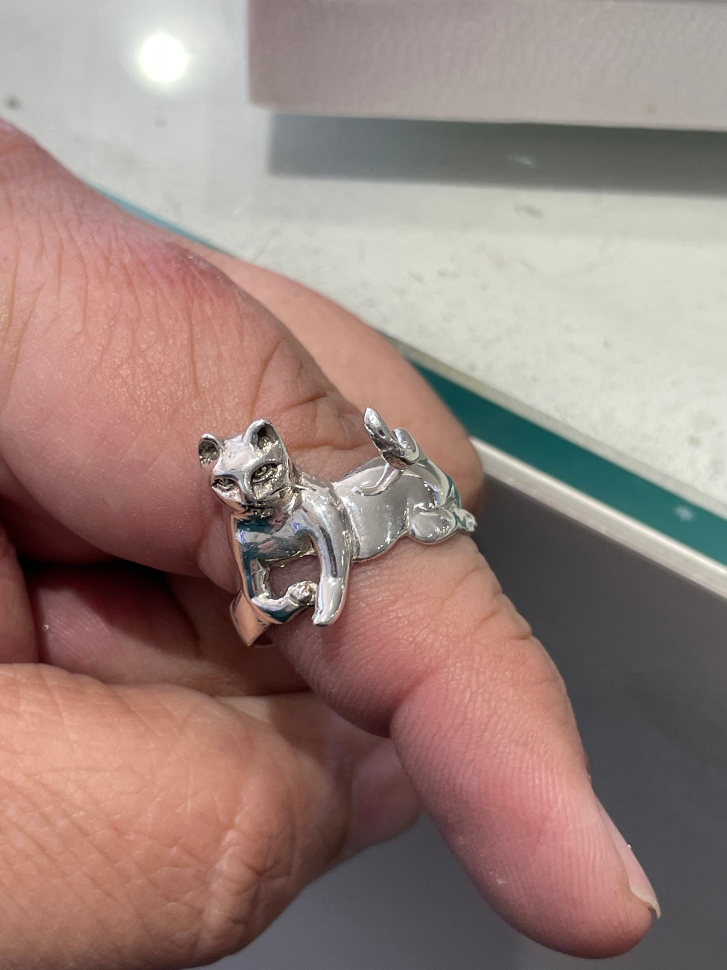 925 Sterling Silver Playful Kitty Ring Size 8