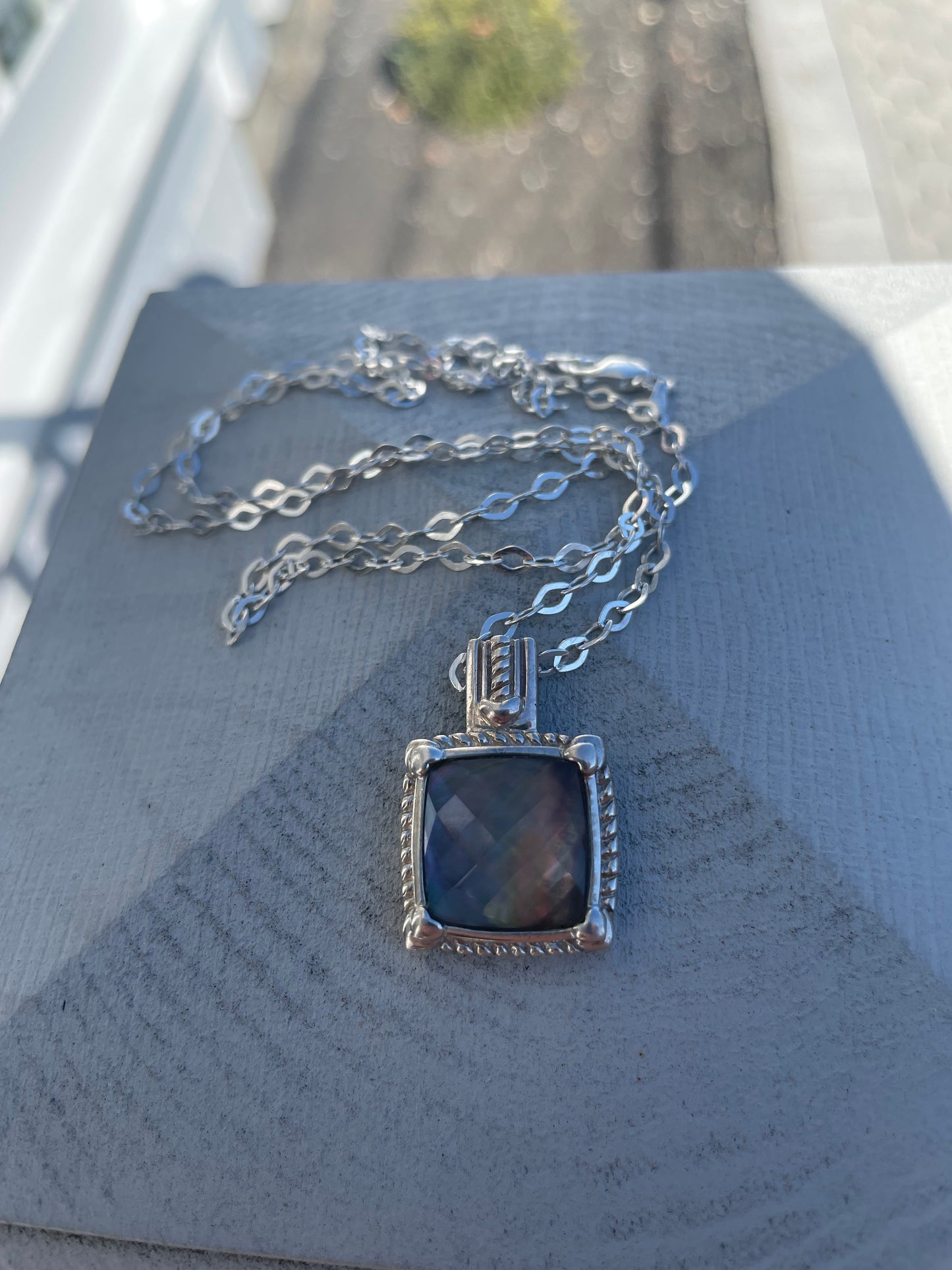 925 Sterling Silver Brown Mother of Pearl Statement Necklace 24”