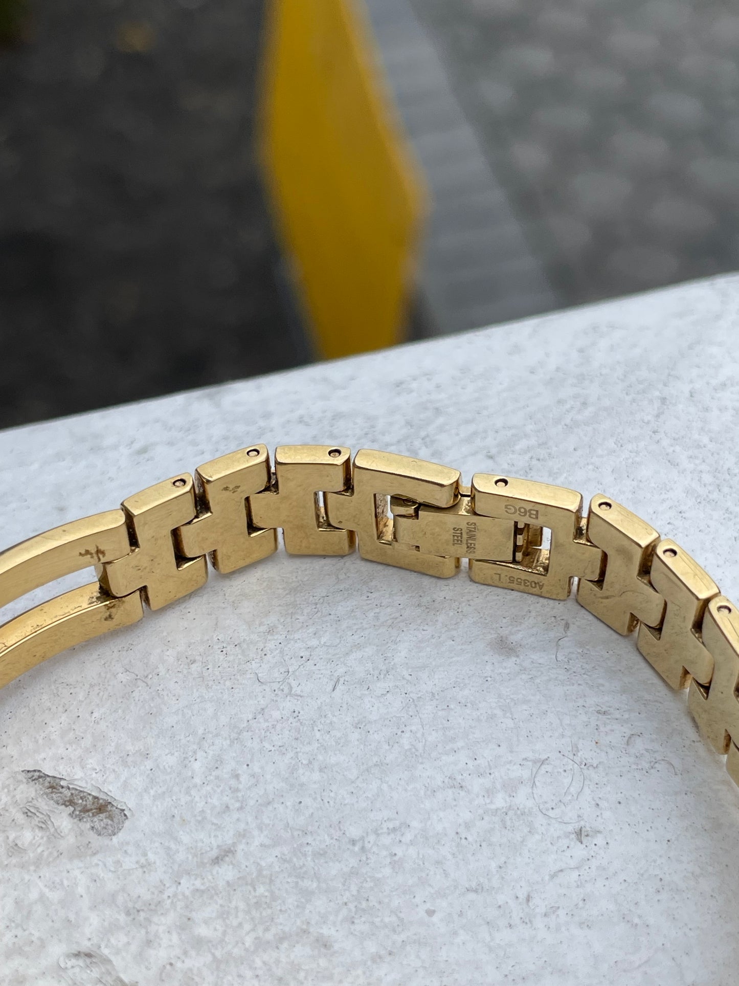 Movado Amoroso Model Gold-tone Ladies Watch 7”