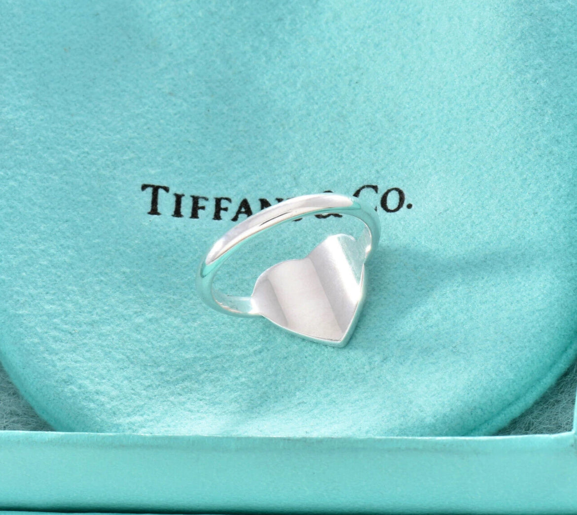 Tiffany & Co. Silver Curved Hesrt Return to Signet Heart Ring Size 4.5