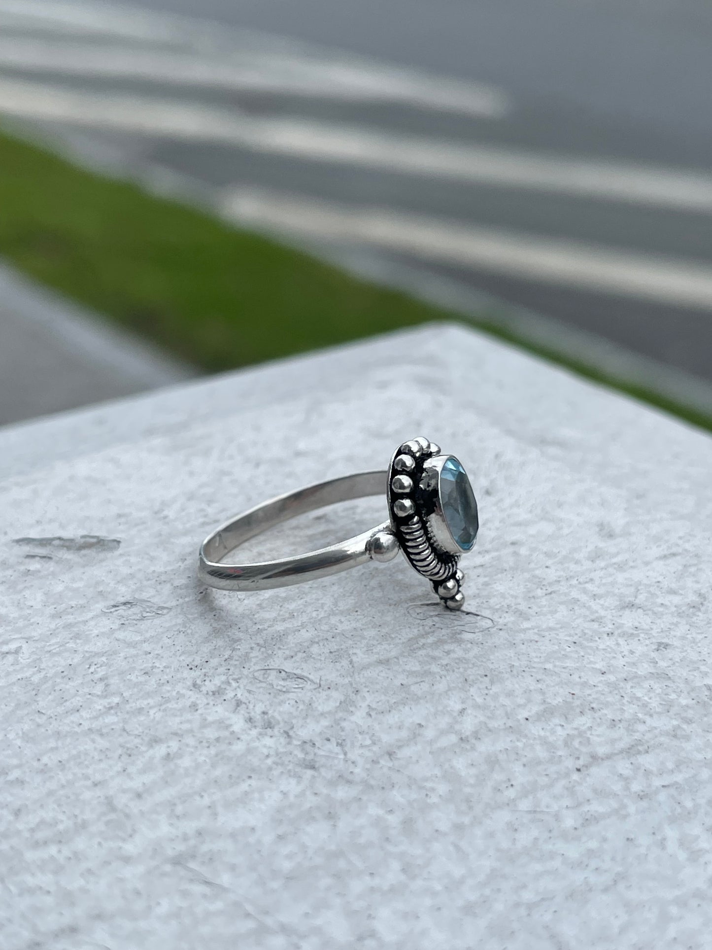 925 Sterling Silver Sky Blue Topaz Solitaire Ring Size 7